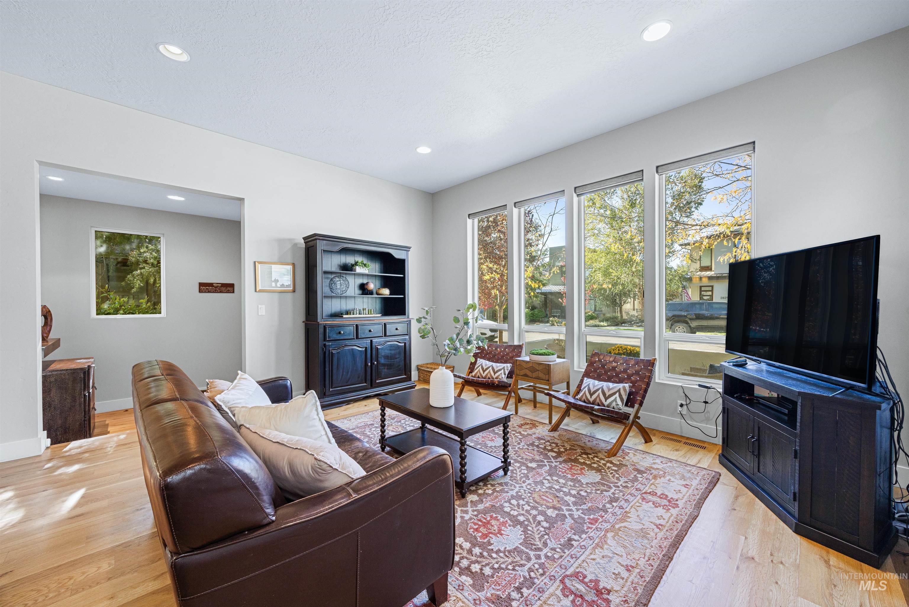 2824 S Honeycomb Way Property Photo 4