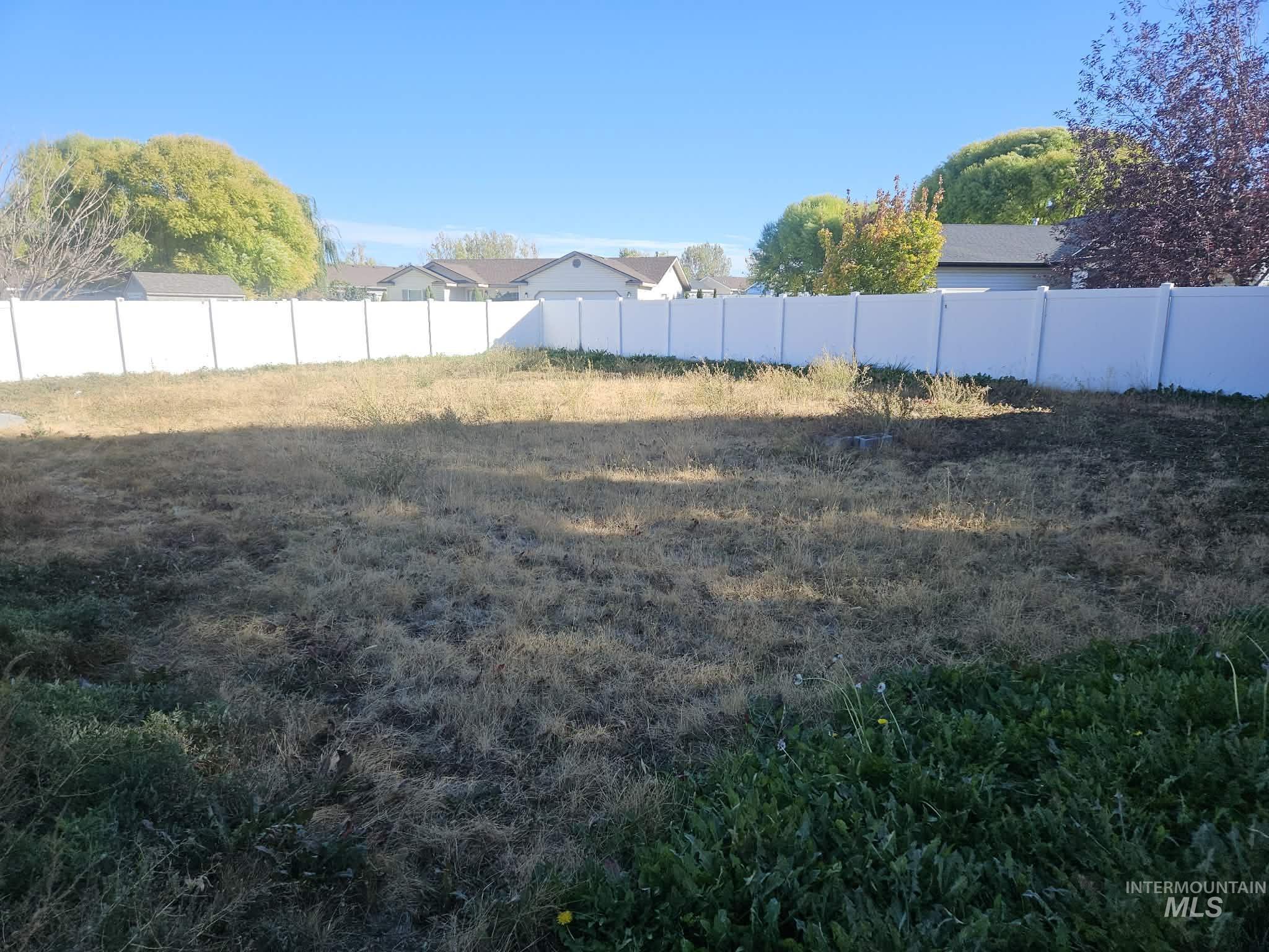 226 Bellevue Ct Property Photo 13