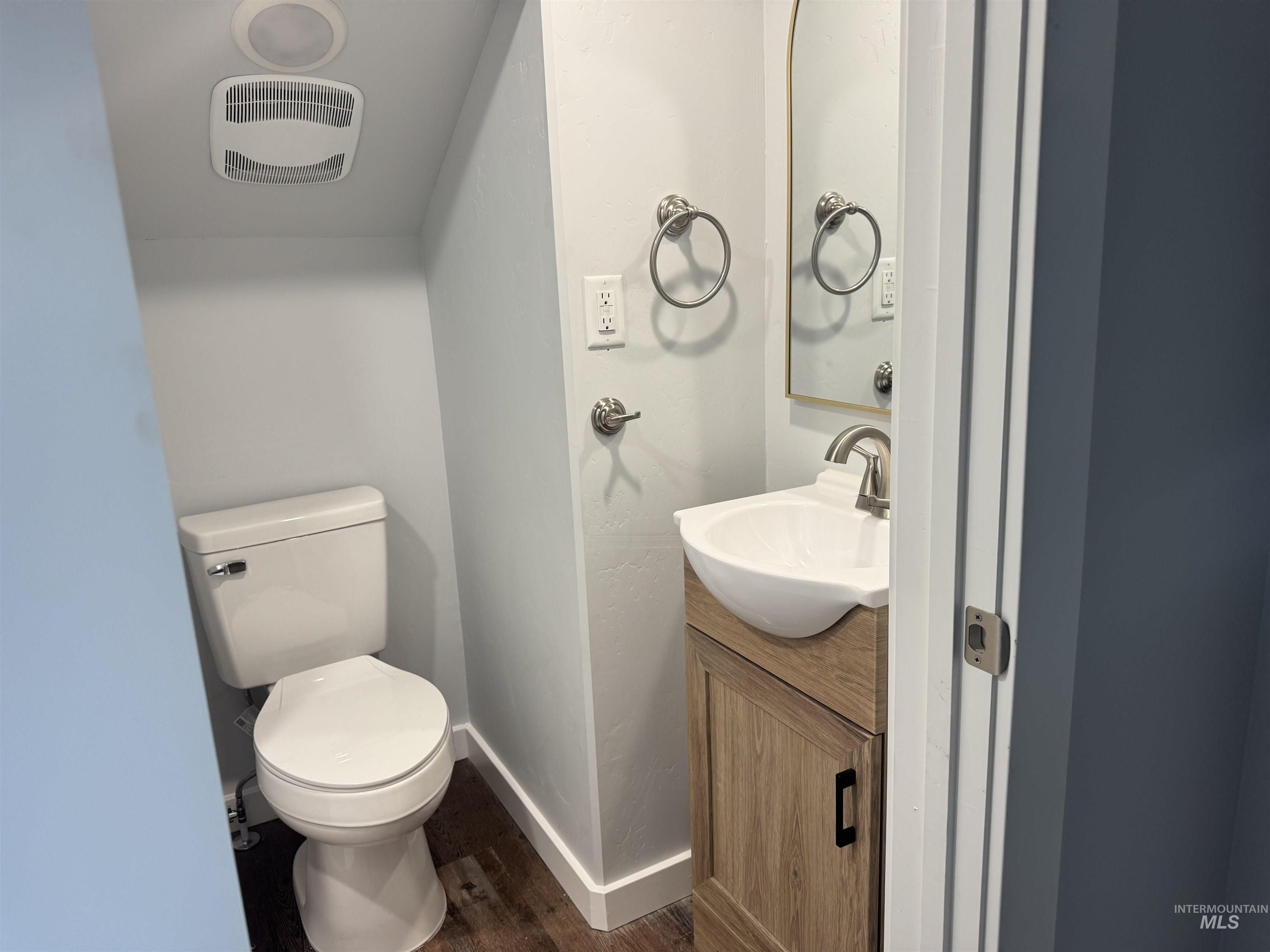 429 3rd Ave. W Property Photo 19