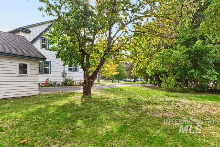 101 N Hayes St. Property Photo 6