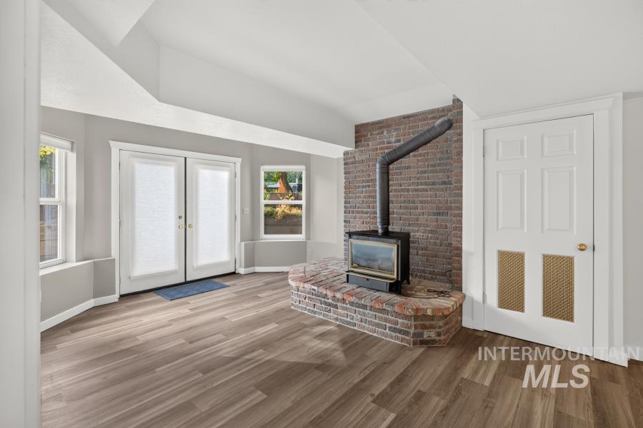 101 N Hayes St. Property Photo 35