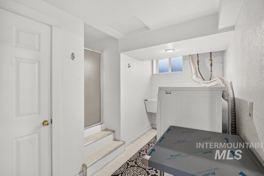 101 N Hayes St. Property Photo 44