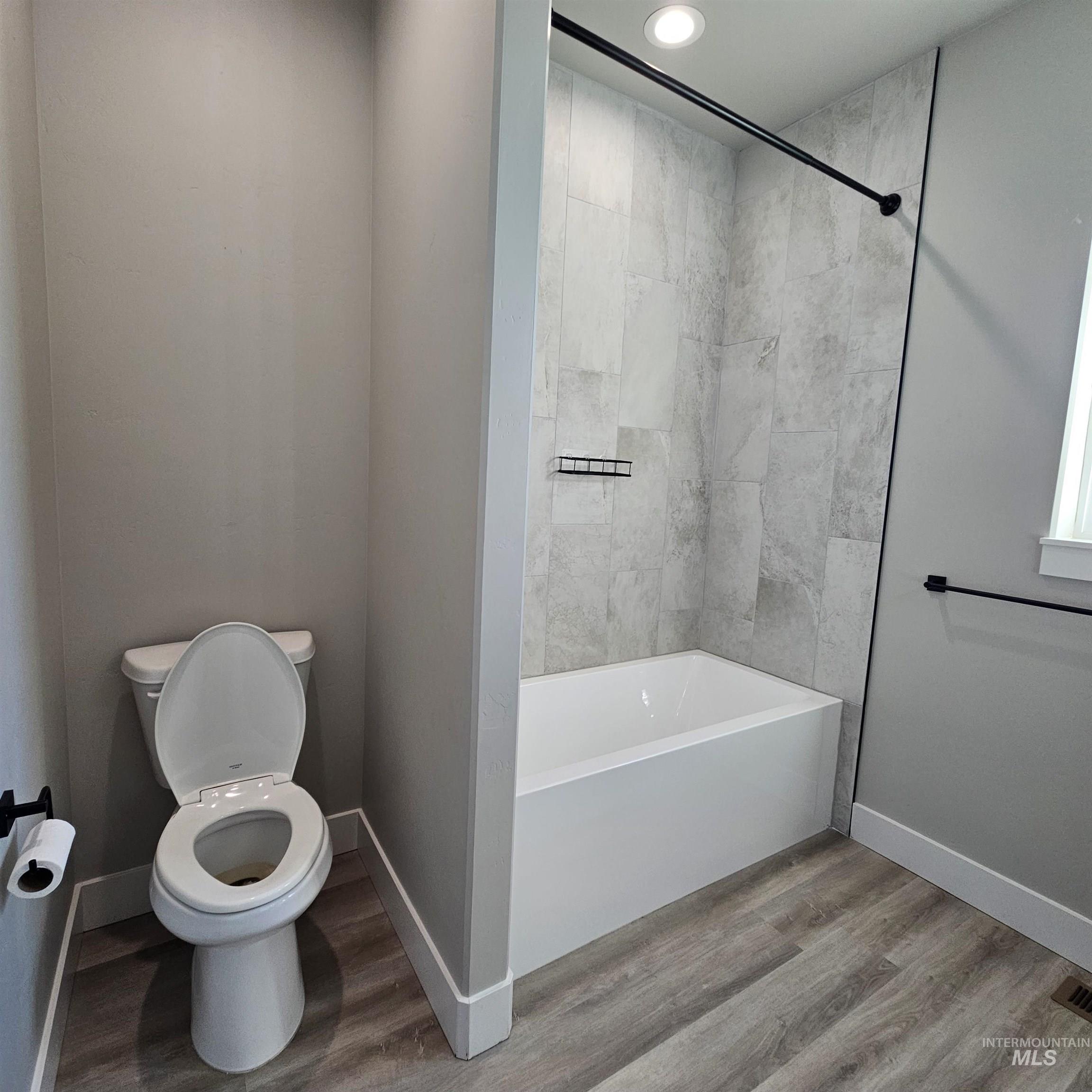 1522 W Ruby Dr Property Photo 27