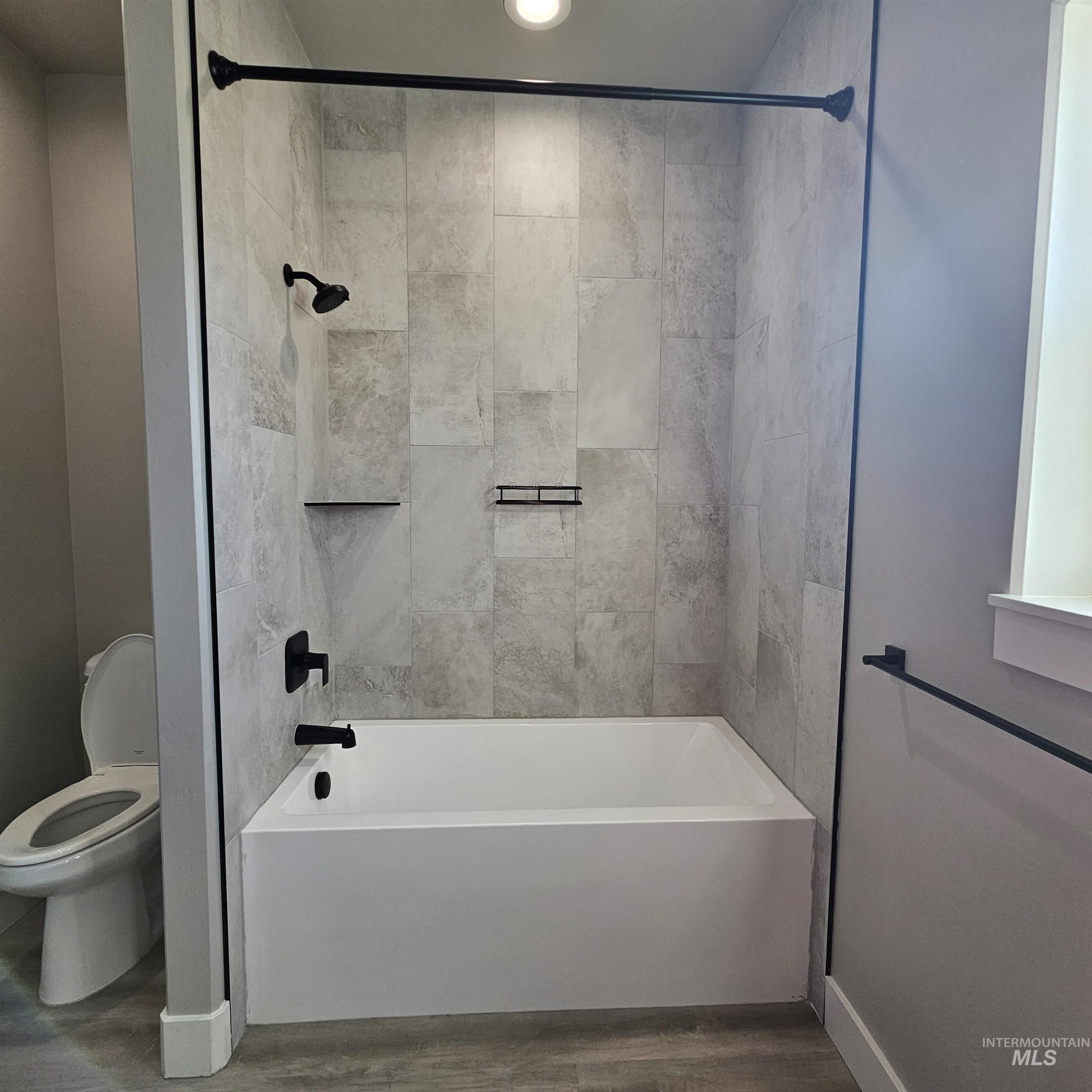 1522 W Ruby Dr Property Photo 28
