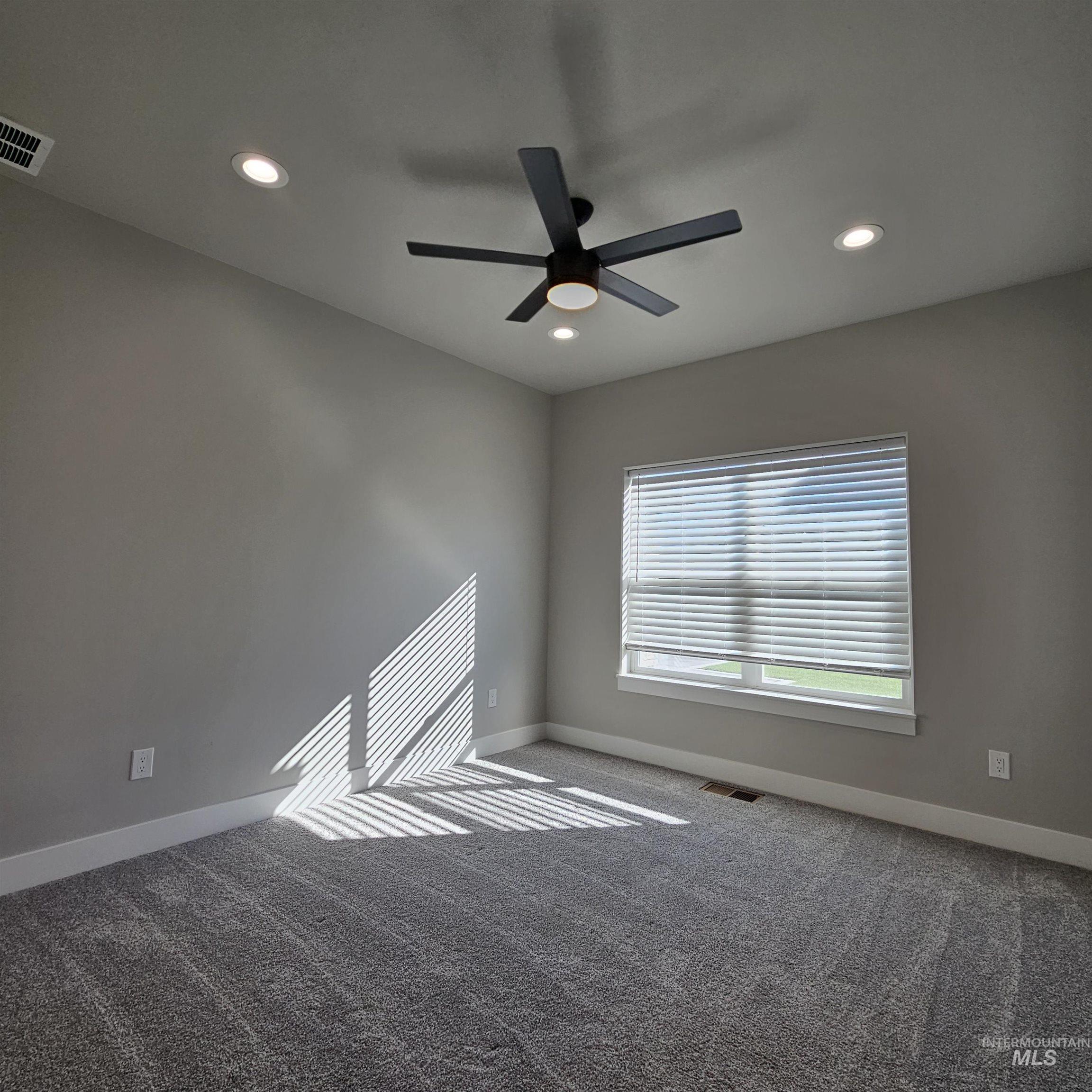 1522 W Ruby Dr Property Photo 33