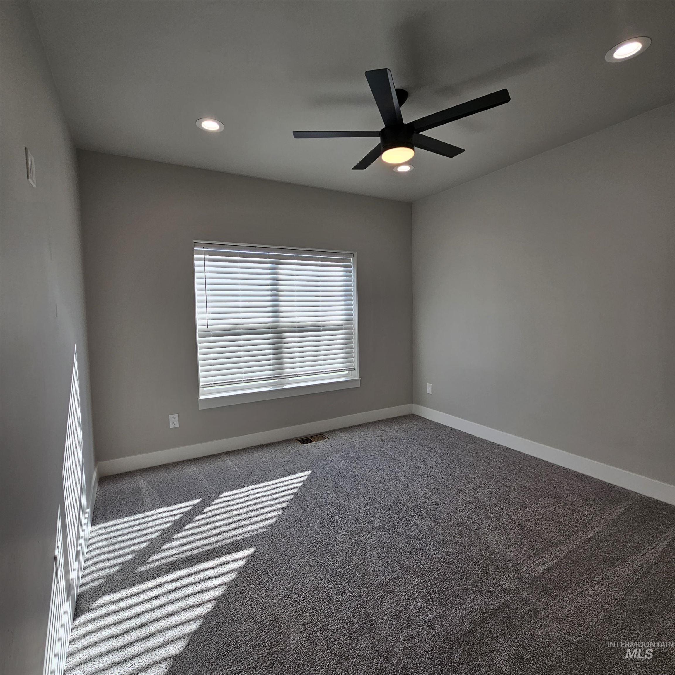 1522 W Ruby Dr Property Photo 34