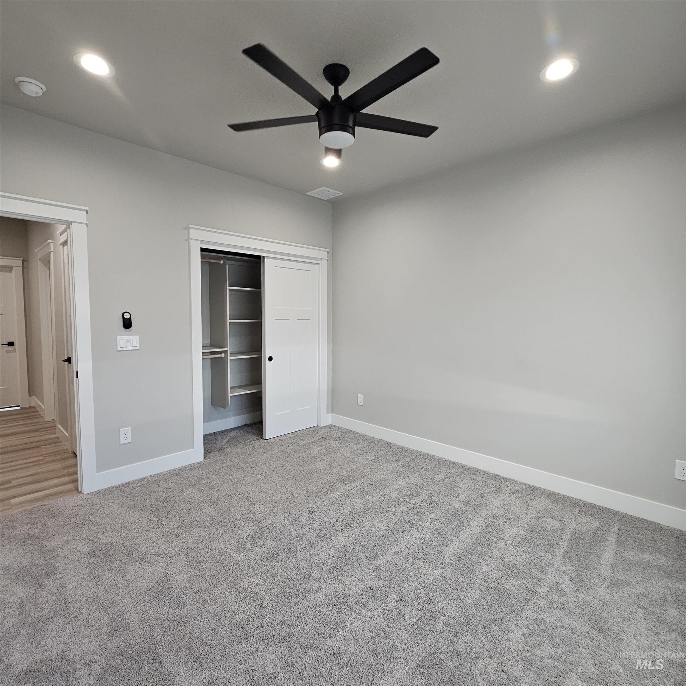 1522 W Ruby Dr Property Photo 37