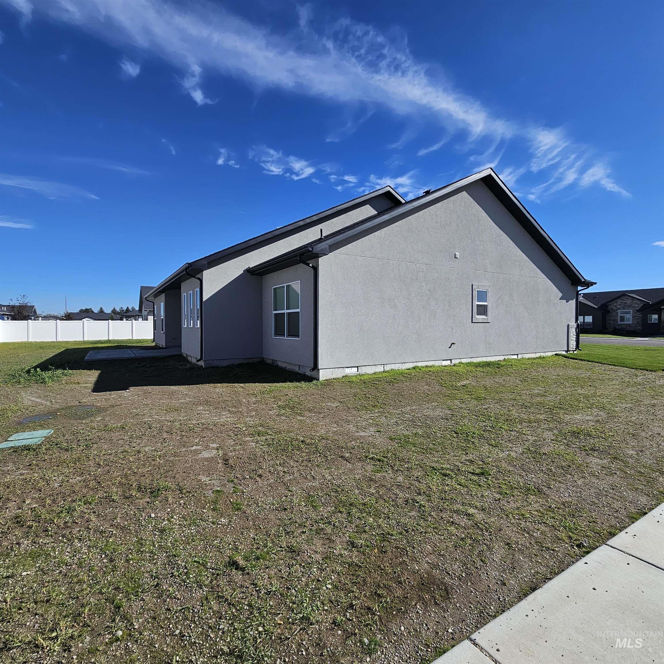 1522 W Ruby Dr Property Photo 46