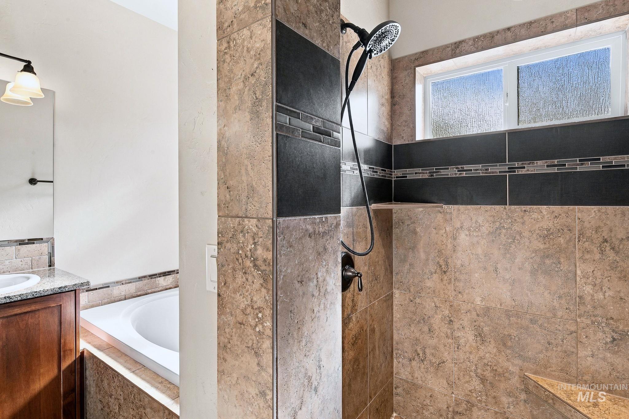 2598 E Granadillo Dr Property Photo 29