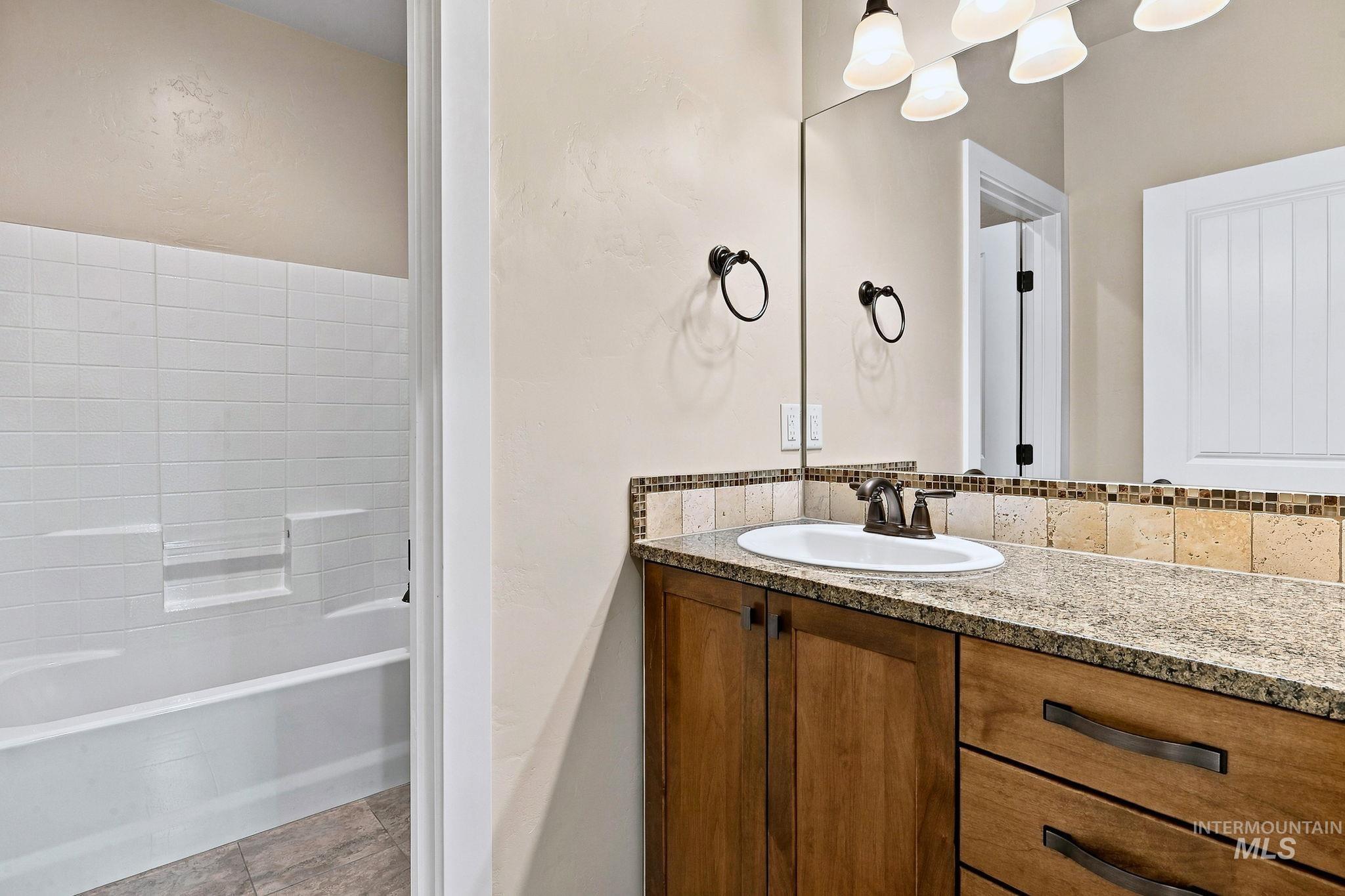 2598 E Granadillo Dr Property Photo 33