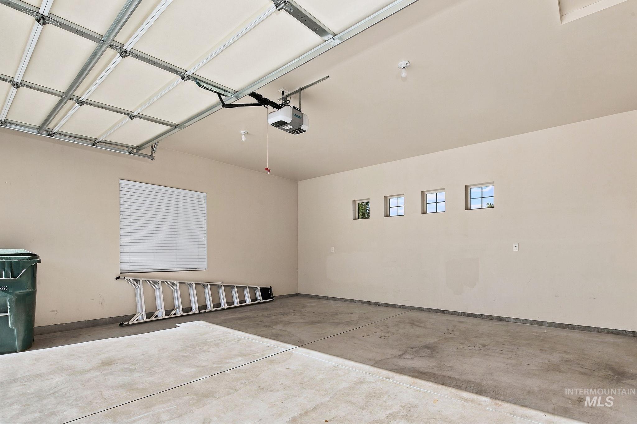 2598 E Granadillo Dr Property Photo 43