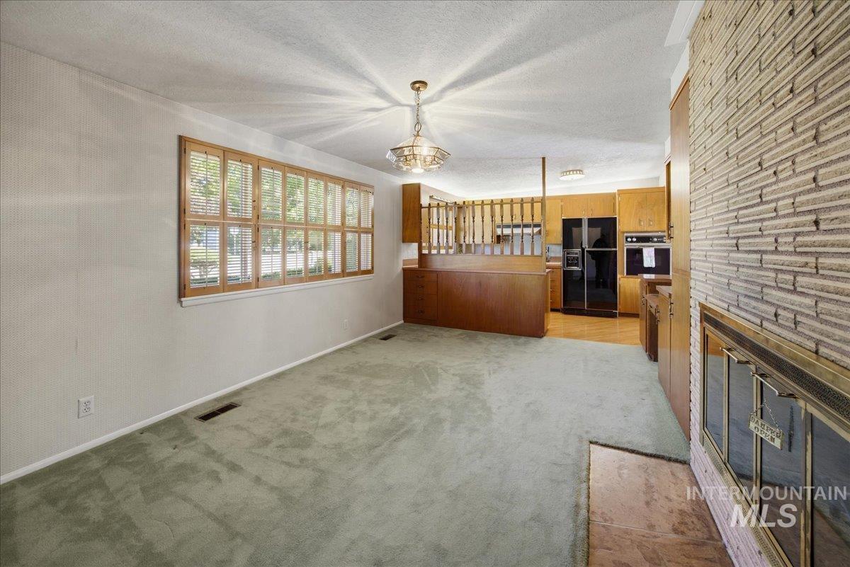 6123 W Northview St Property Photo 18