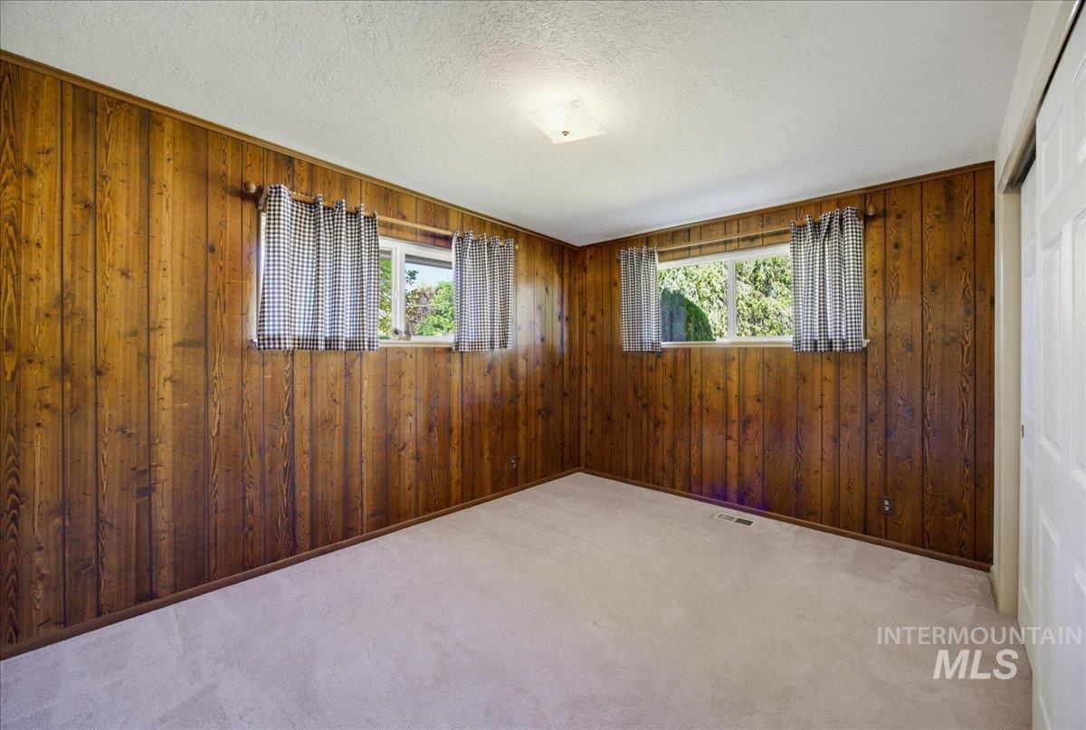 6123 W Northview St Property Photo 31