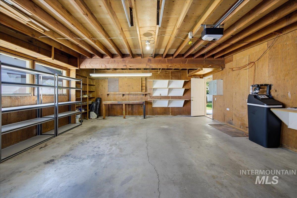 6123 W Northview St Property Photo 41