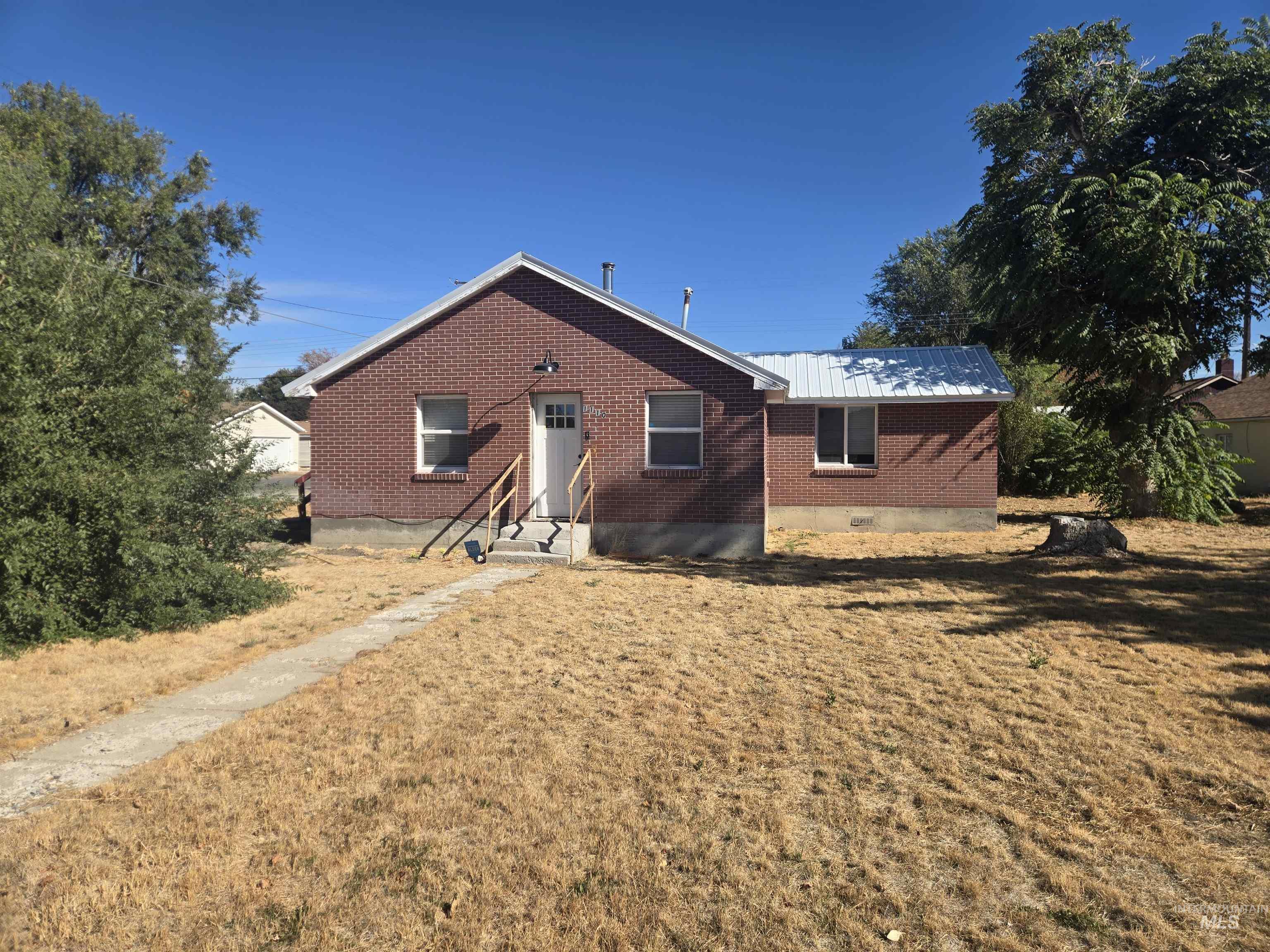 1110 Colorado St Property Photo 1