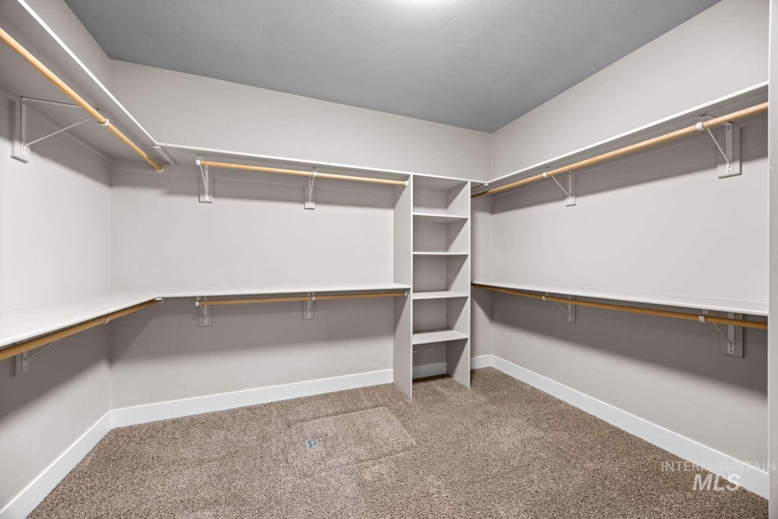 2577 S Trailwood Way Property Photo 12