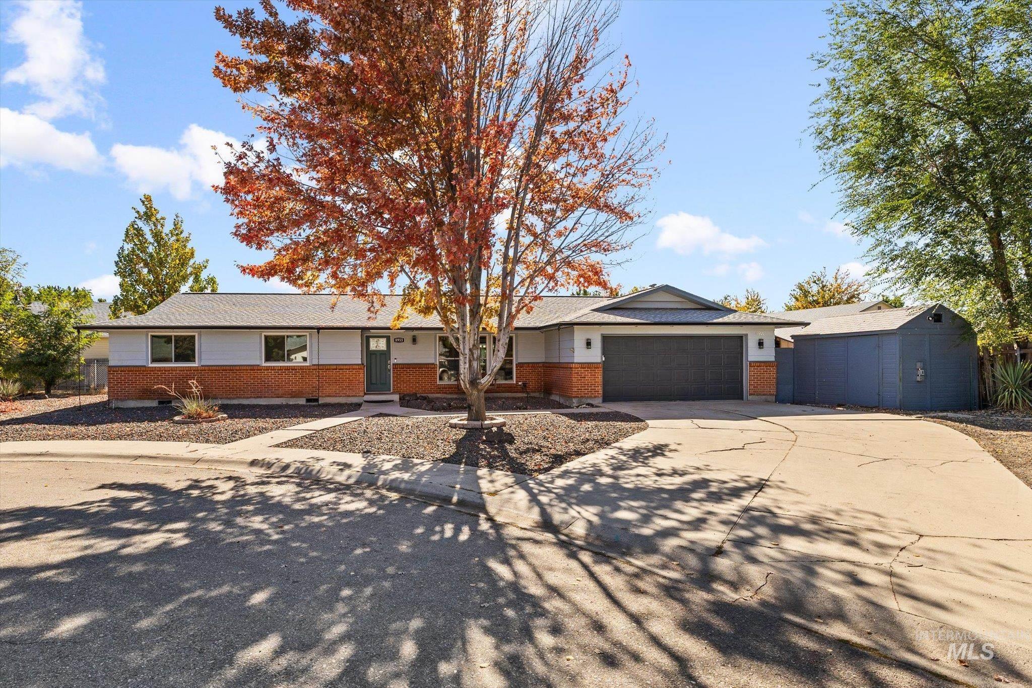 8955 W Sunflower Ct Property Photo 1