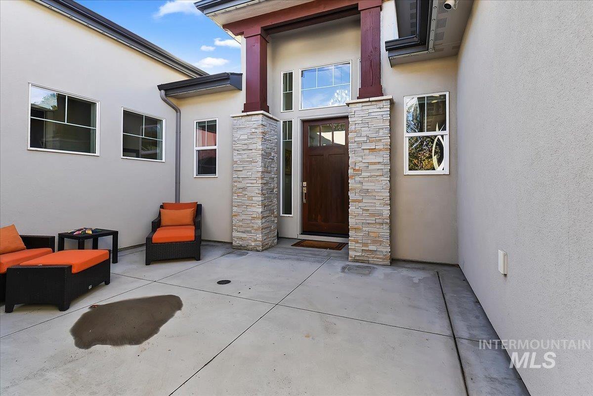 4165 W Prickly Pear Dr. Property Photo 3