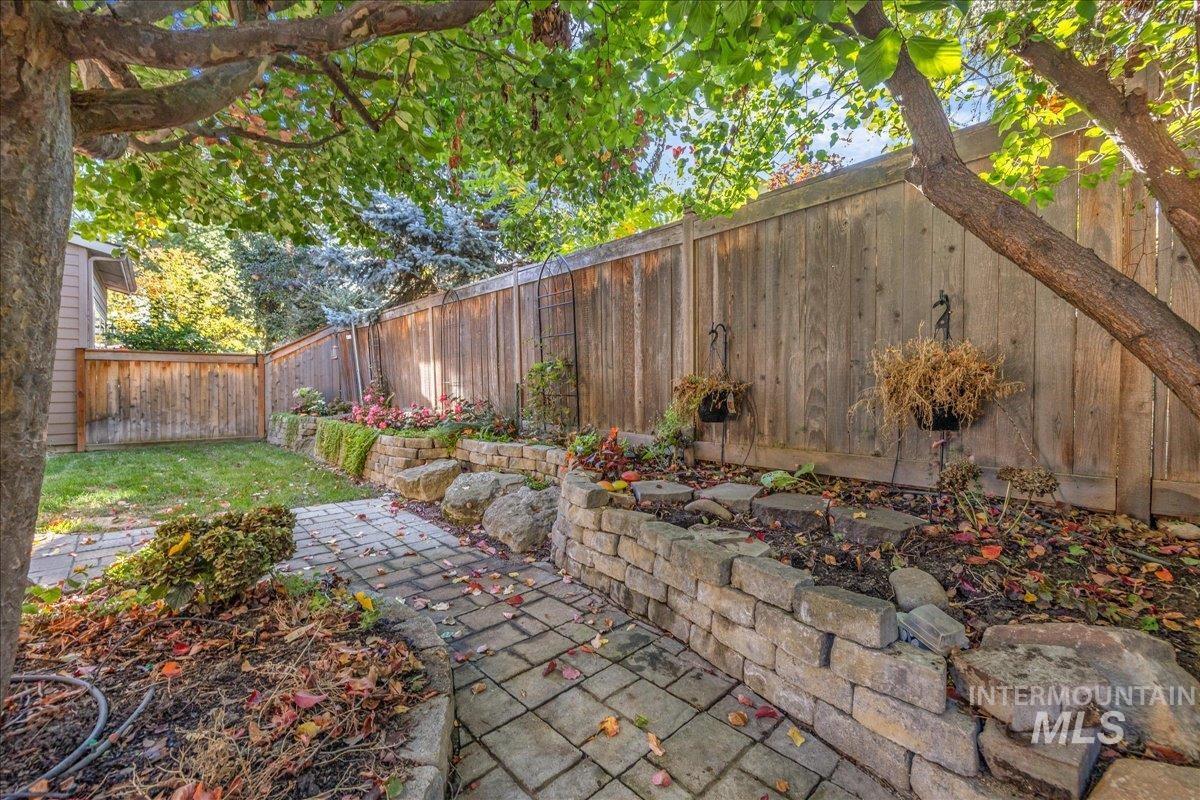 4886 N Ellicott Ln Property Photo 41
