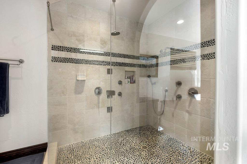 4110 N 2600 E Property Photo 18