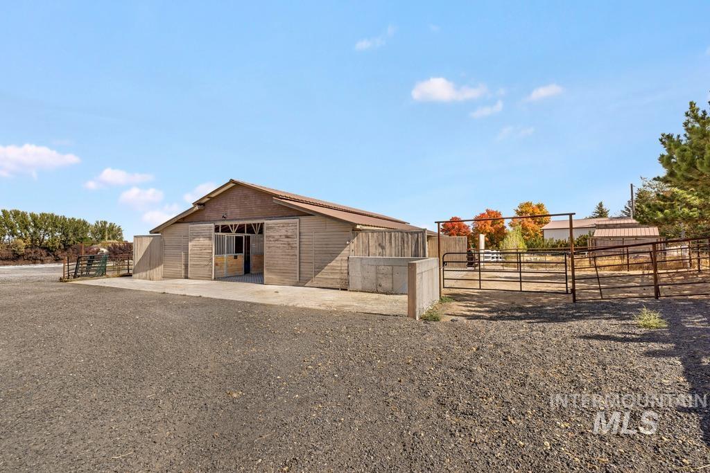 4110 N 2600 E Property Photo 36
