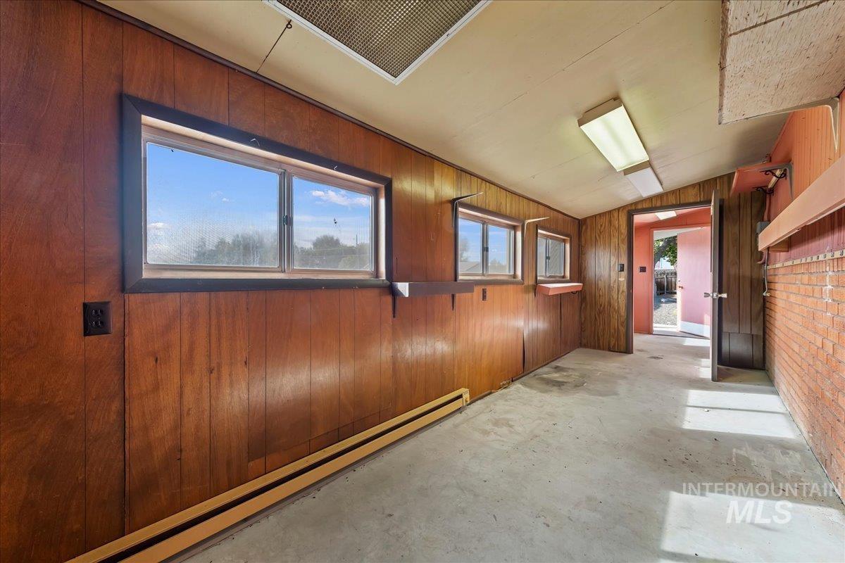 523 S State St Property Photo 35