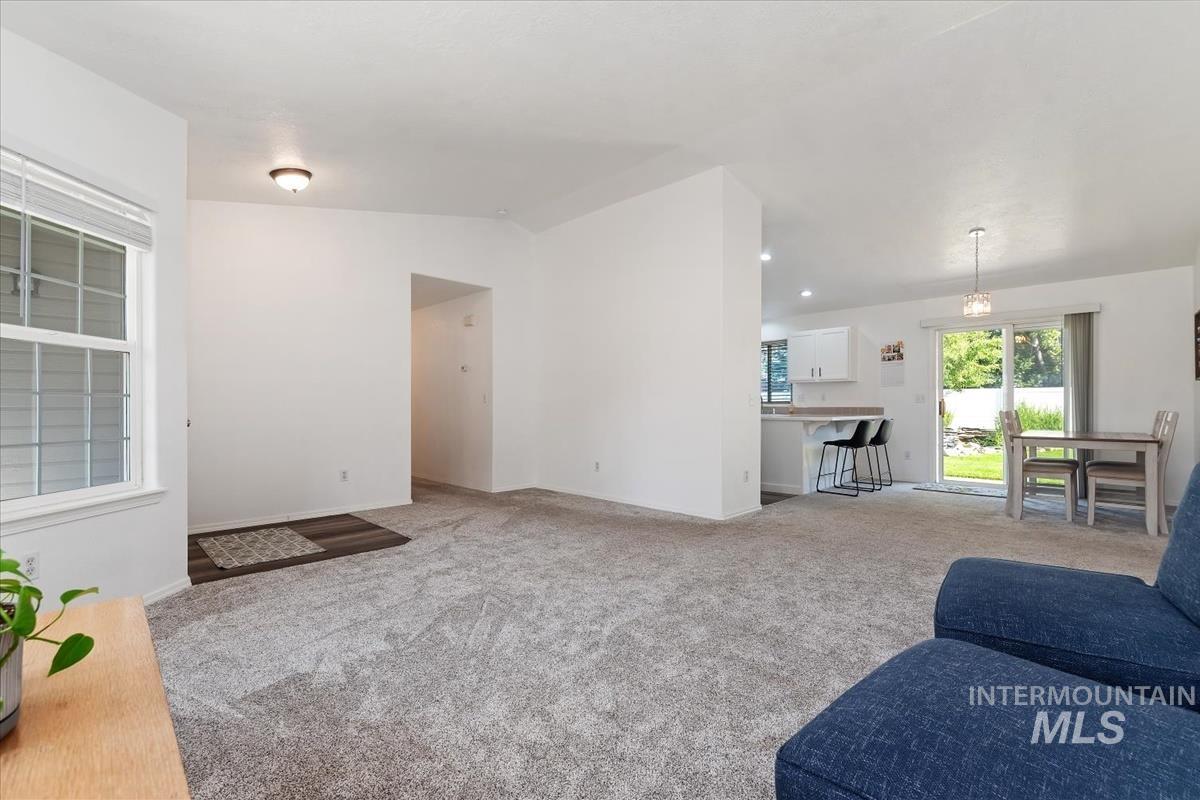 2214 E Katelyn Dr. Property Photo 8