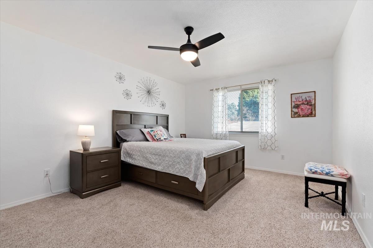 2214 E Katelyn Dr. Property Photo 18