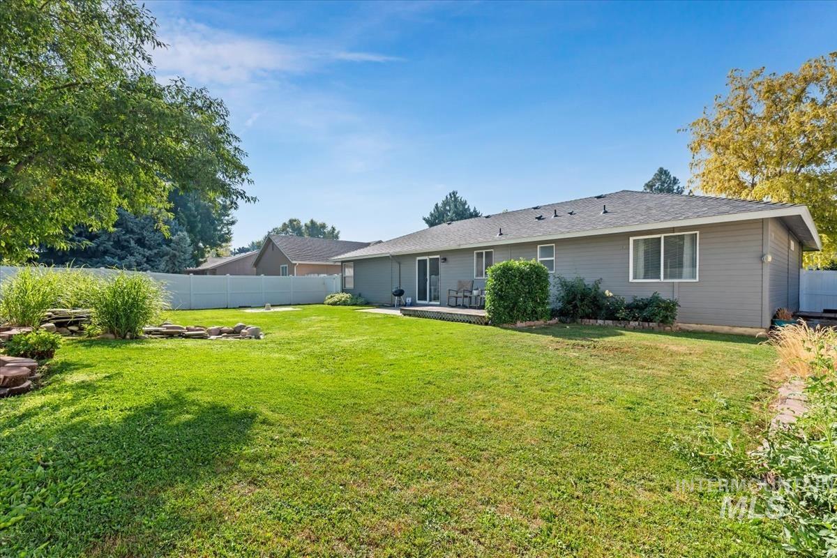 2214 E Katelyn Dr. Property Photo 28