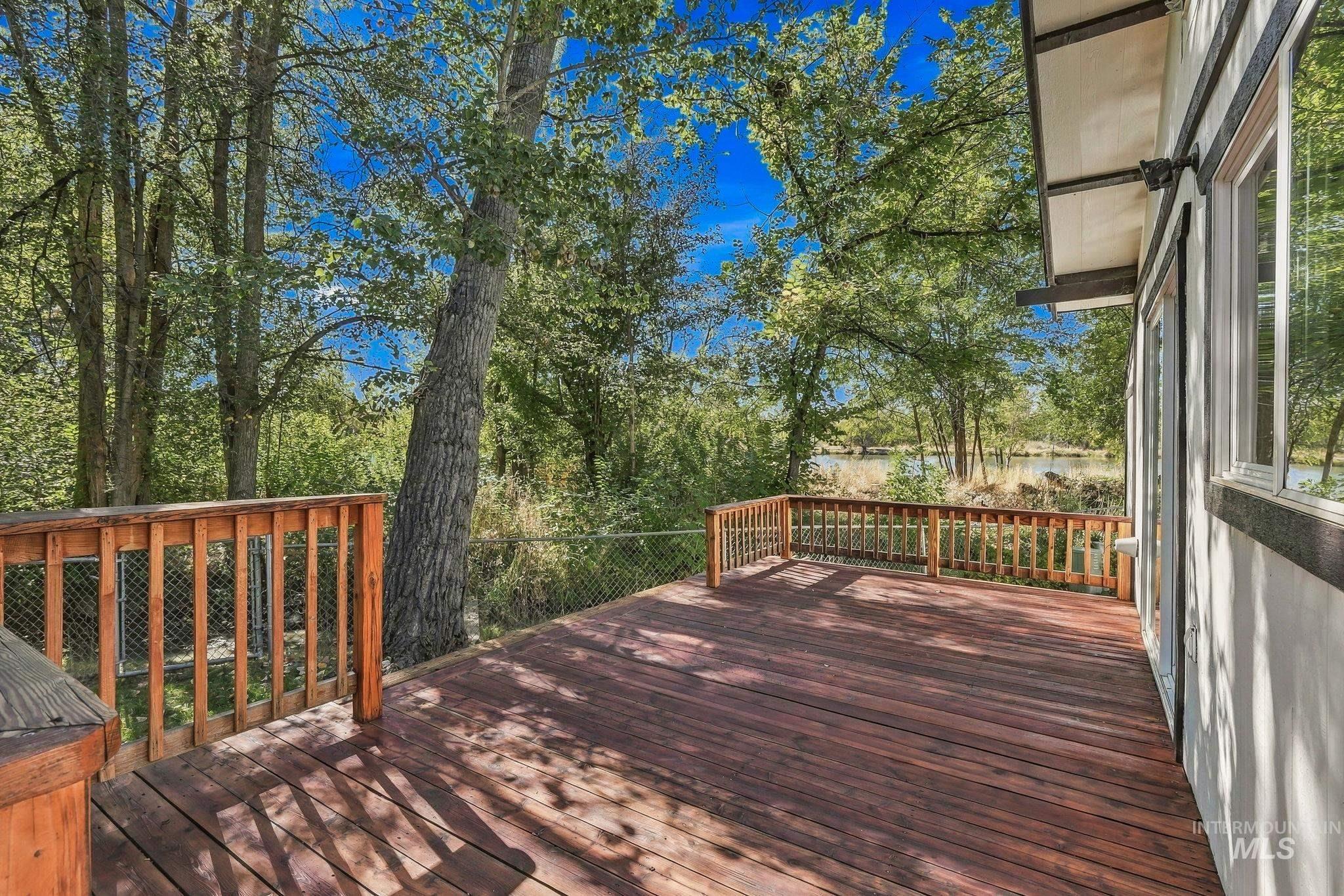 790 N Riviera Dr Property Photo 35