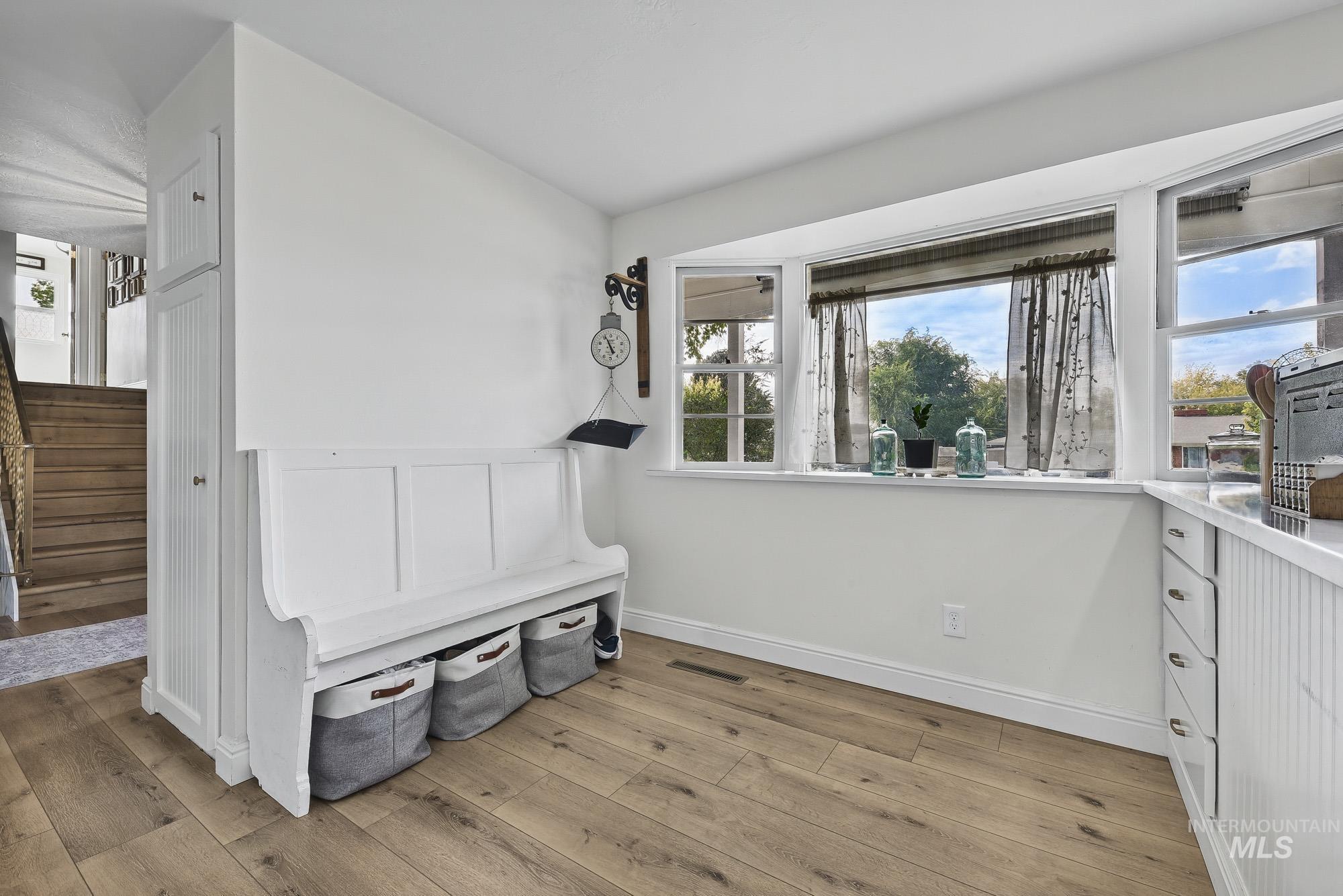 2015 Idaho Ave Property Photo 14