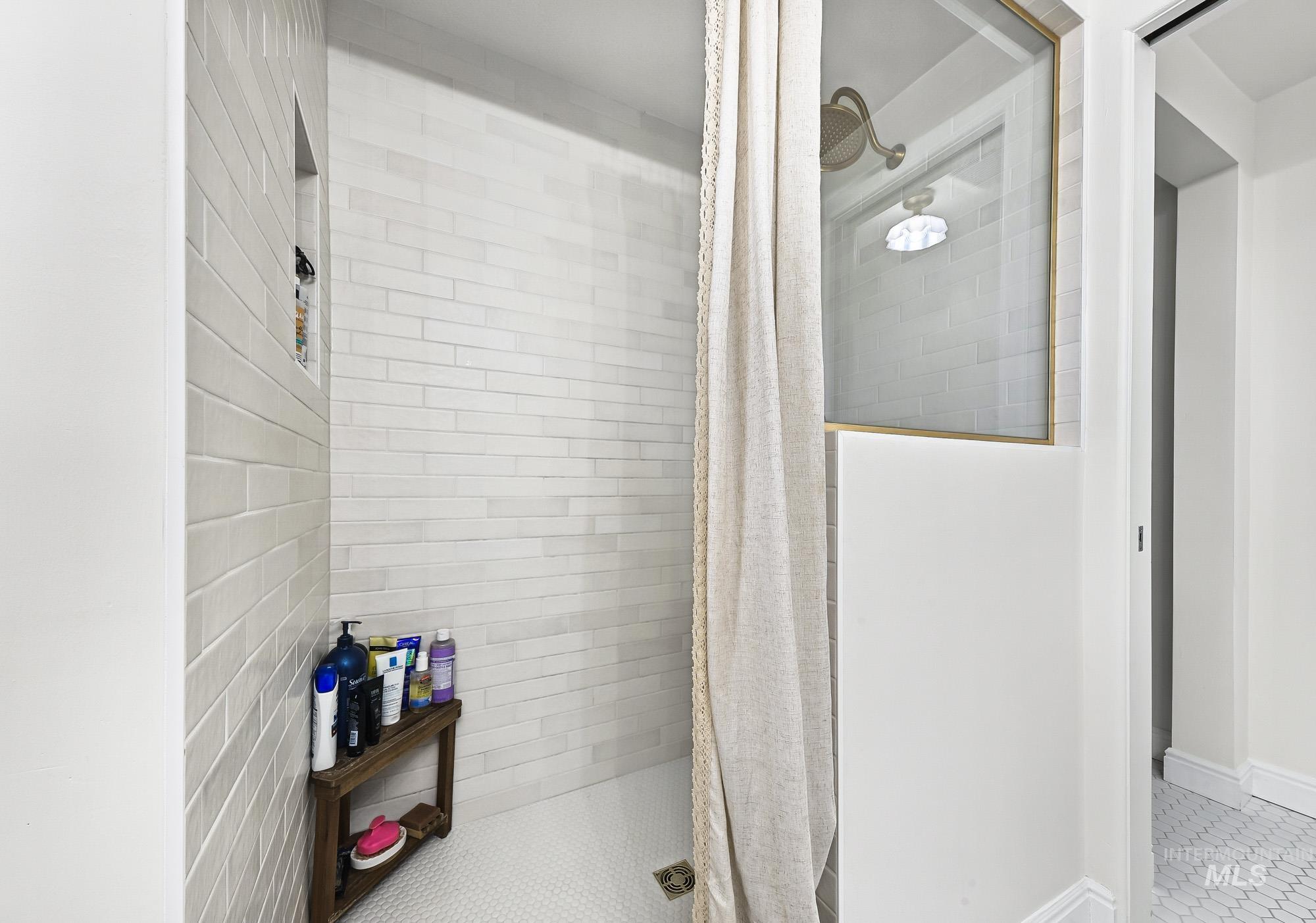 2015 Idaho Ave Property Photo 43