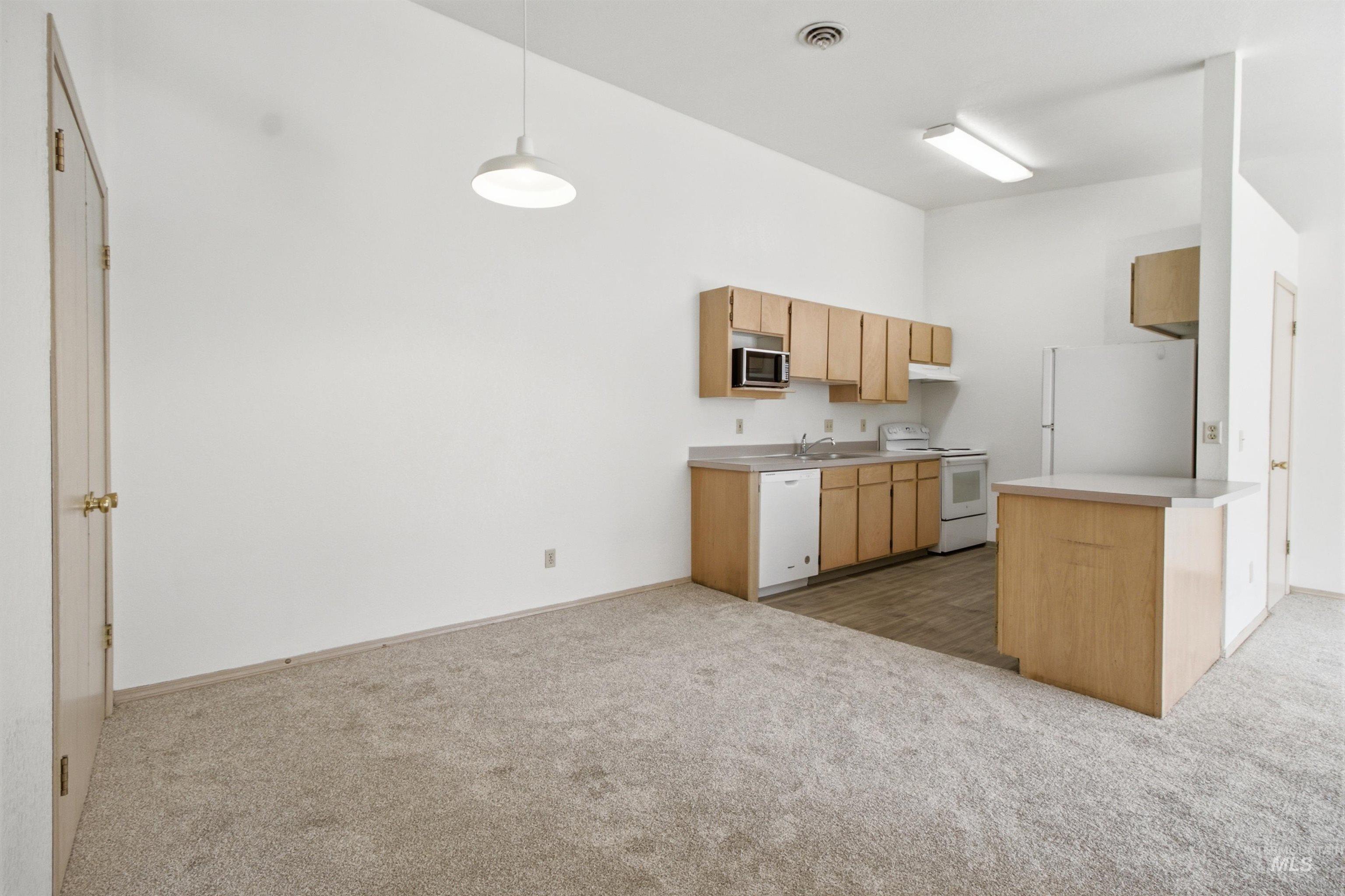 1493 Northwood Dr Property Photo 18
