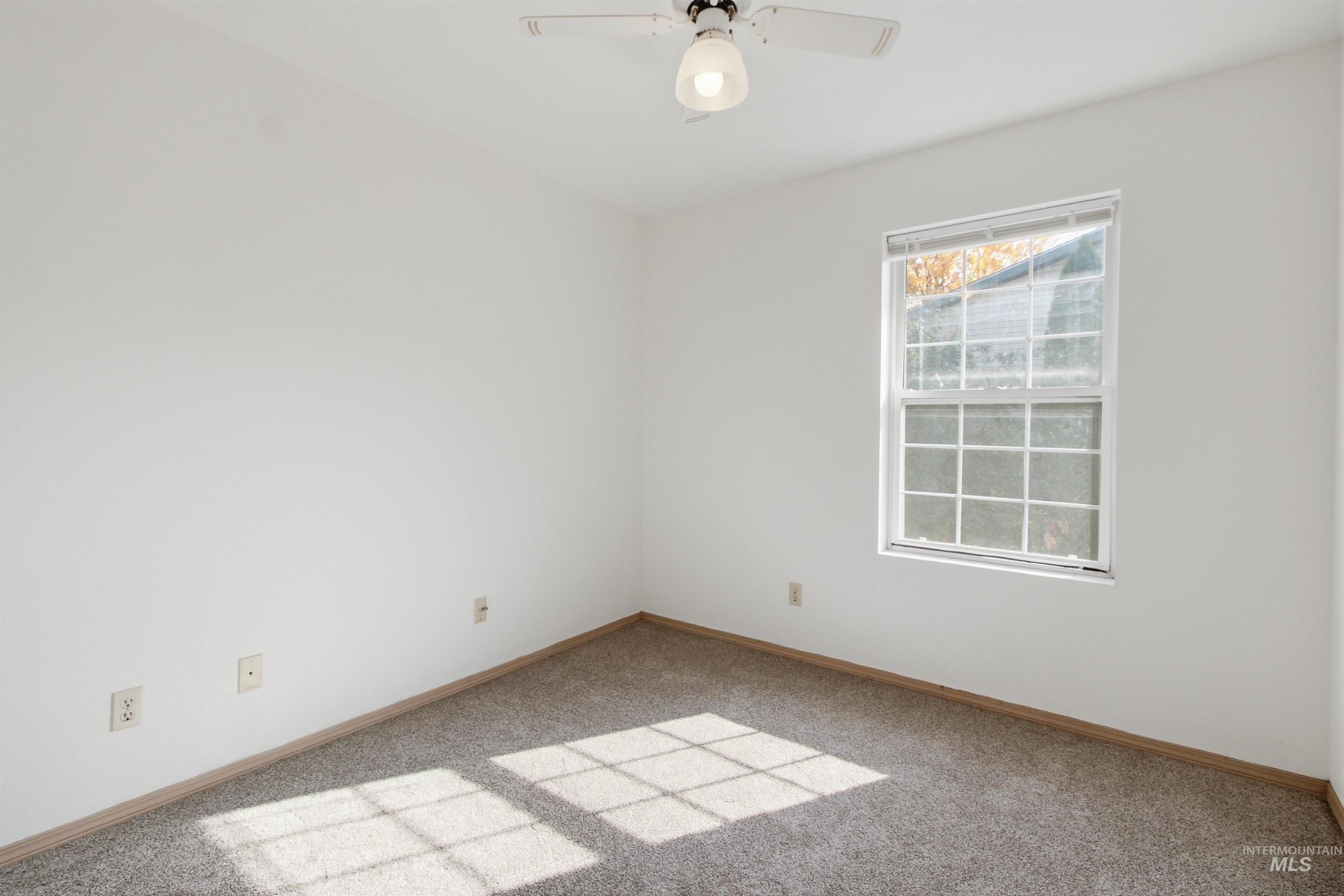 1493 Northwood Dr Property Photo 19