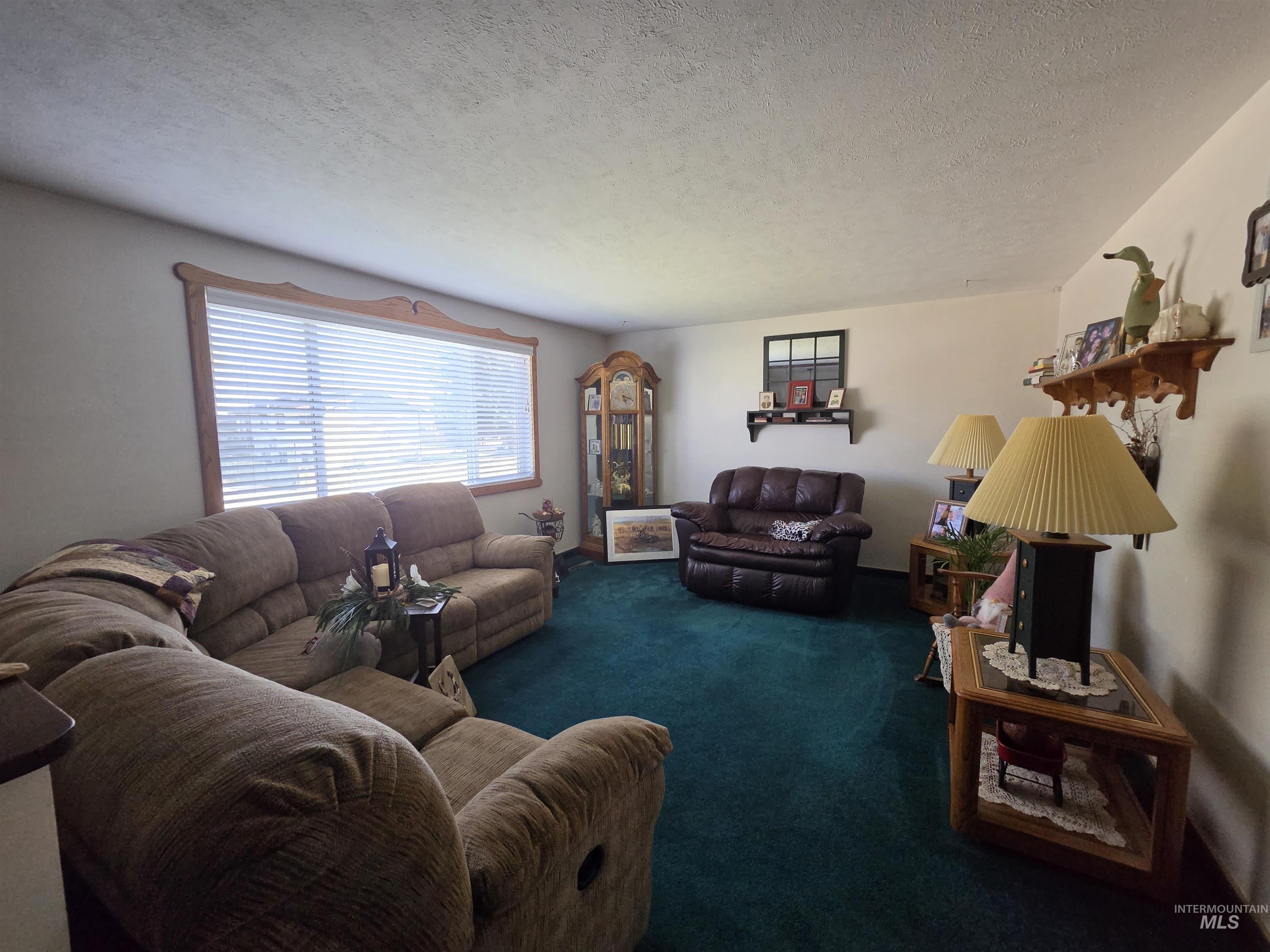 2690 Fairmont Dr. Property Photo 18