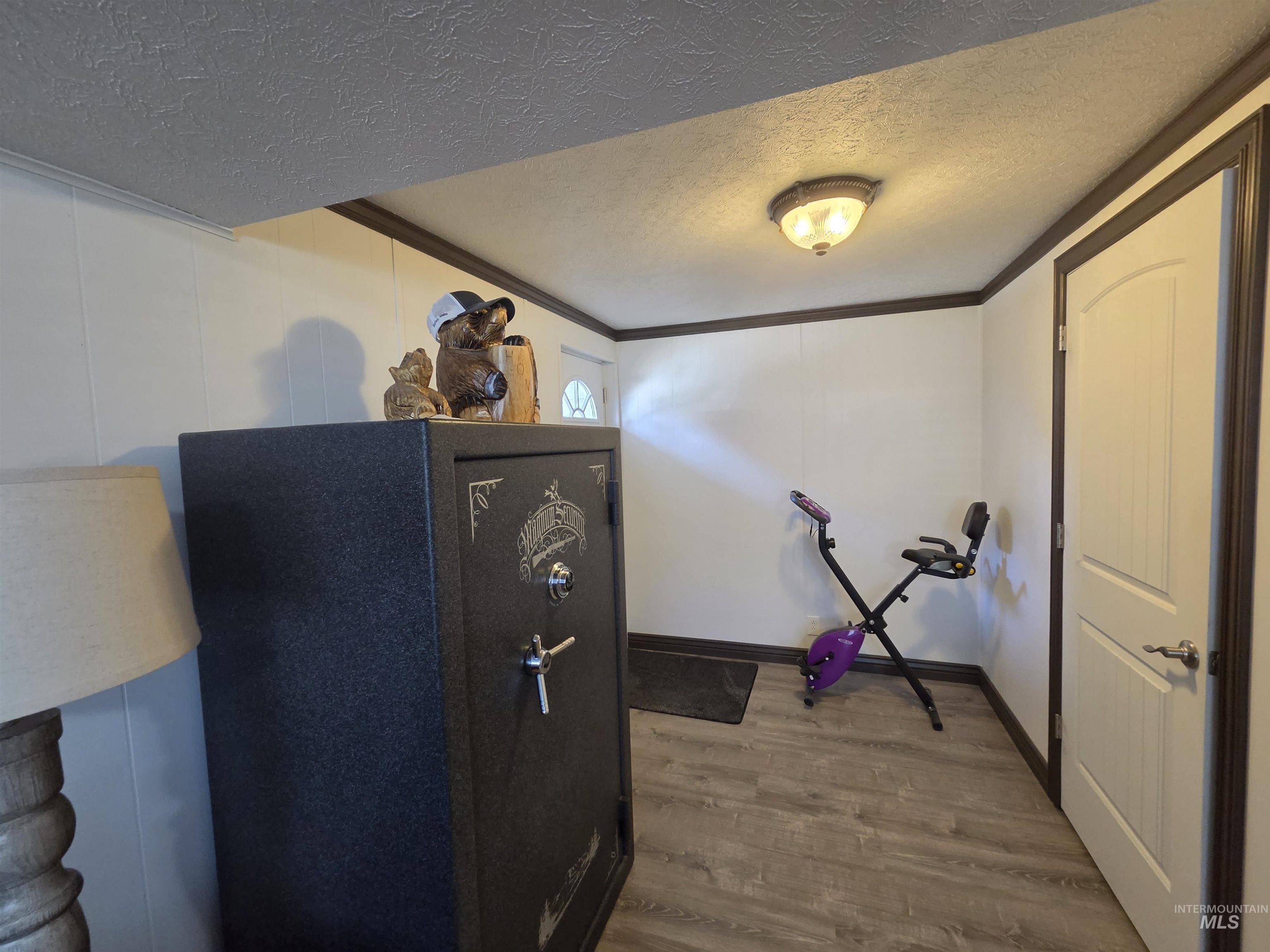 2690 Fairmont Dr. Property Photo 21