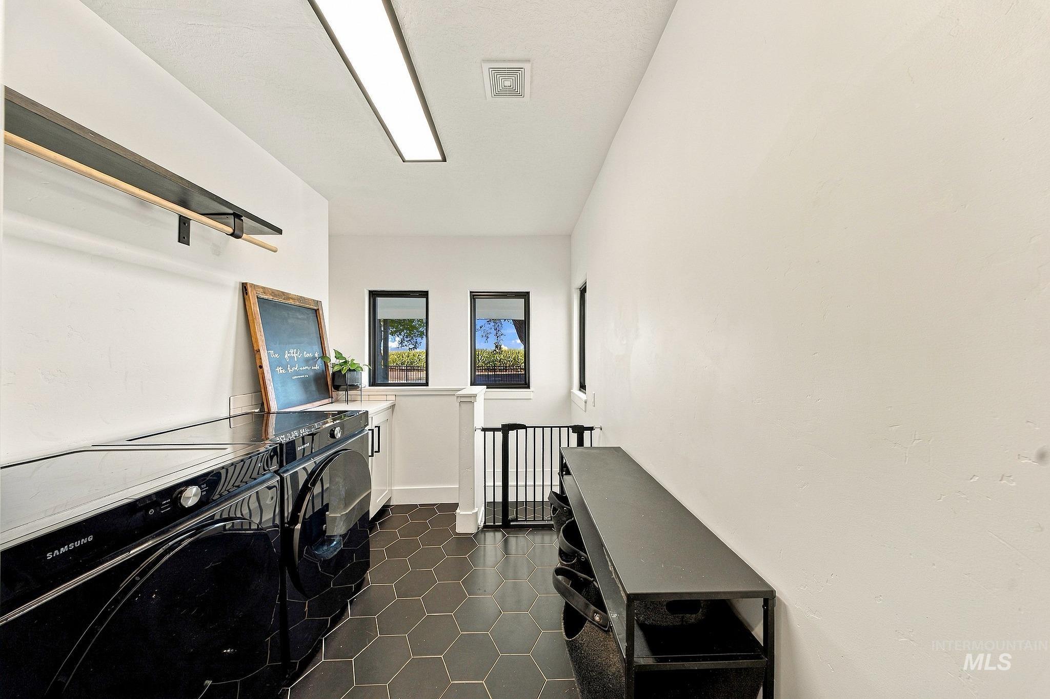18284 Dean Ln Property Photo 35