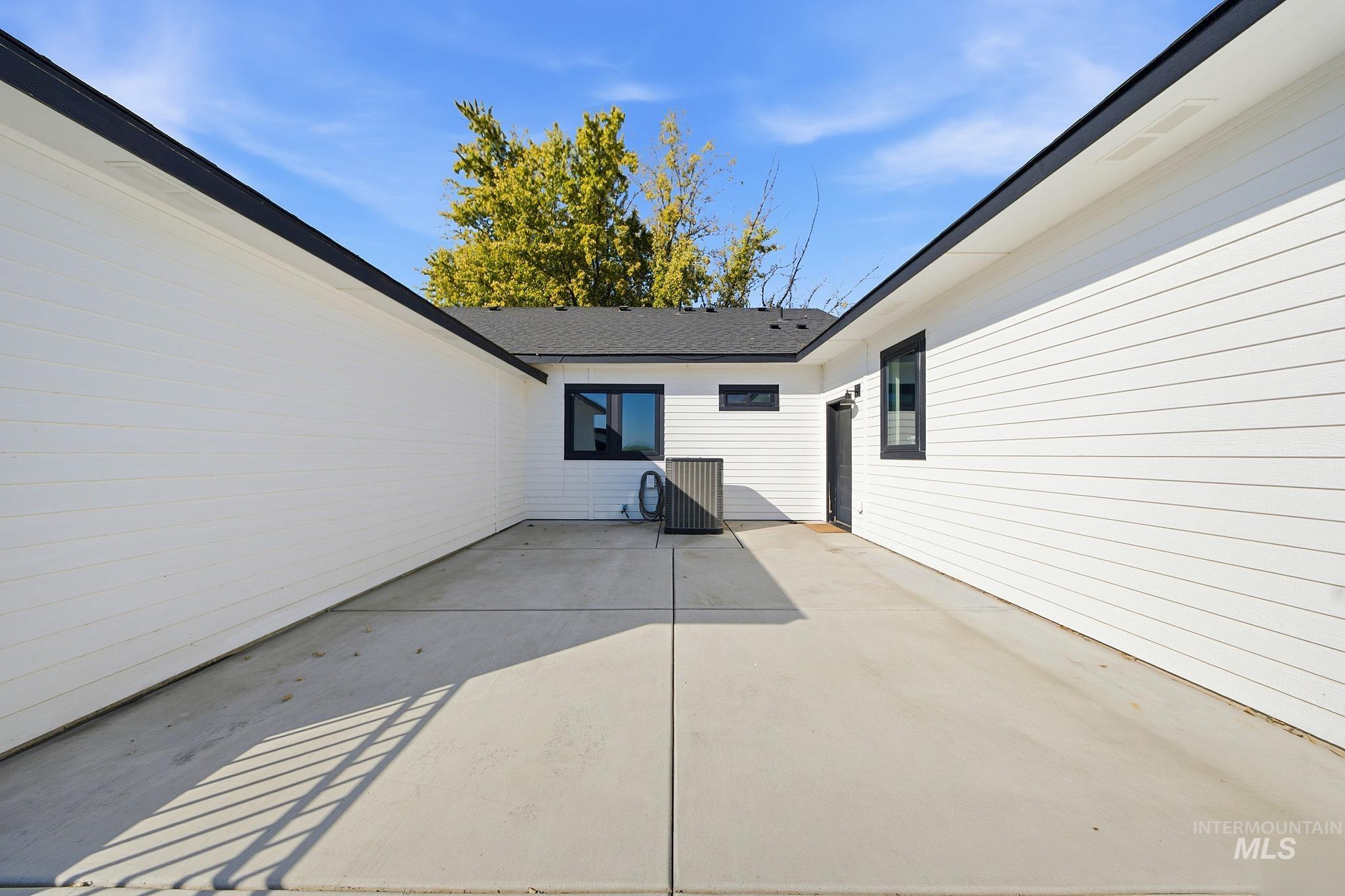18284 Dean Ln Property Photo 38