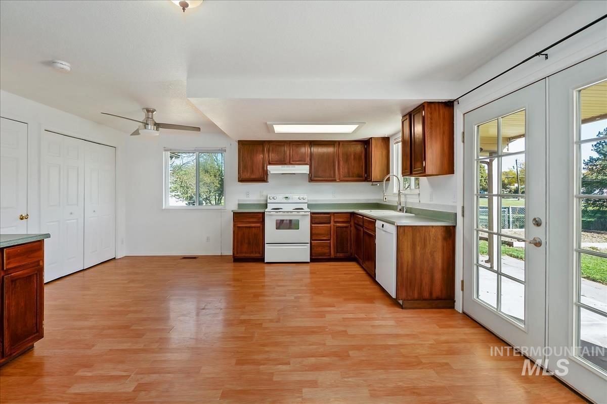 12034 W Alfred St Property Photo 12