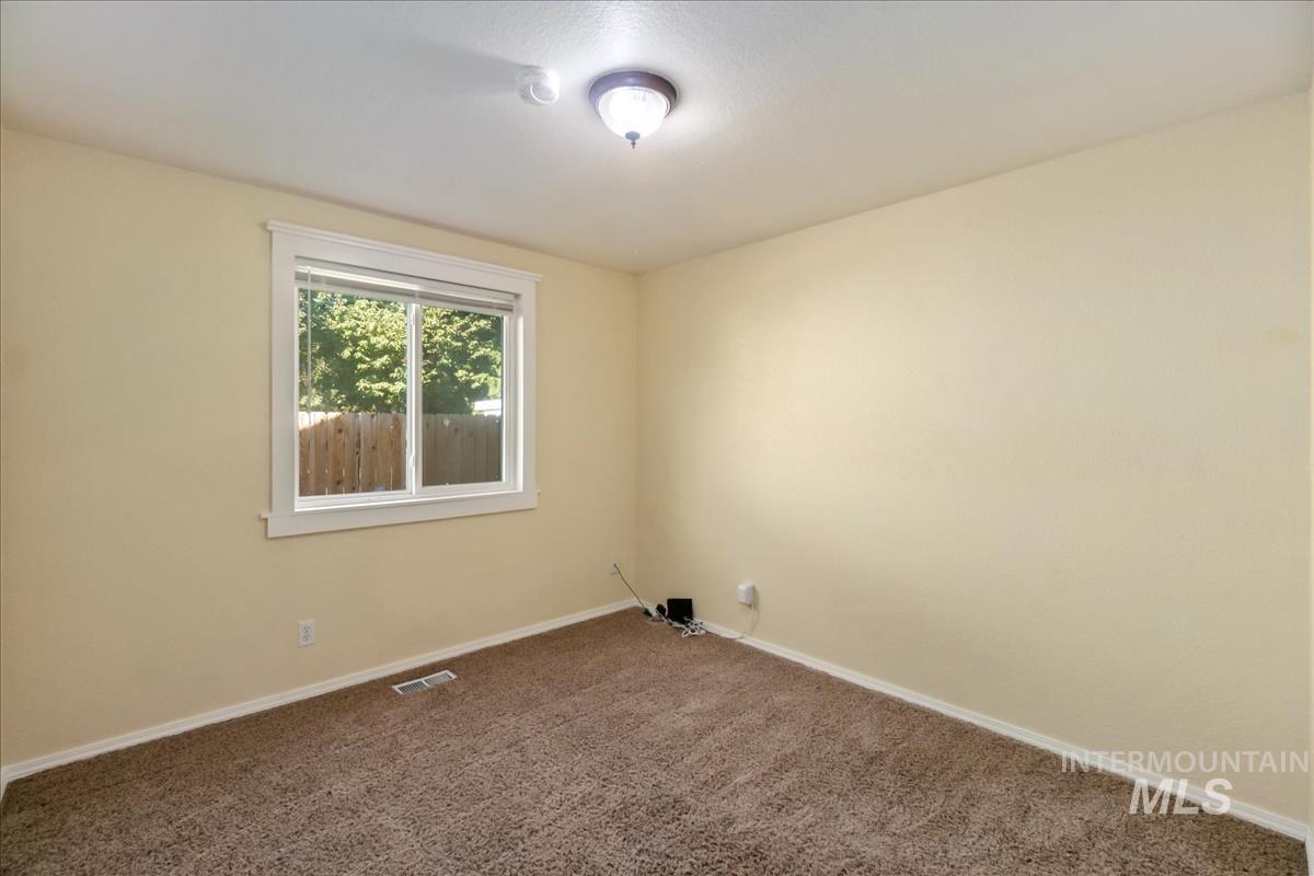 12034 W Alfred St Property Photo 24