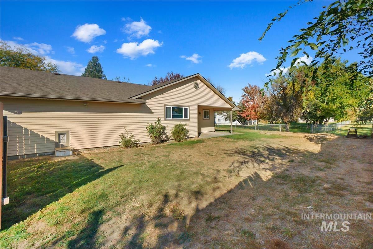 12034 W Alfred St Property Photo 29