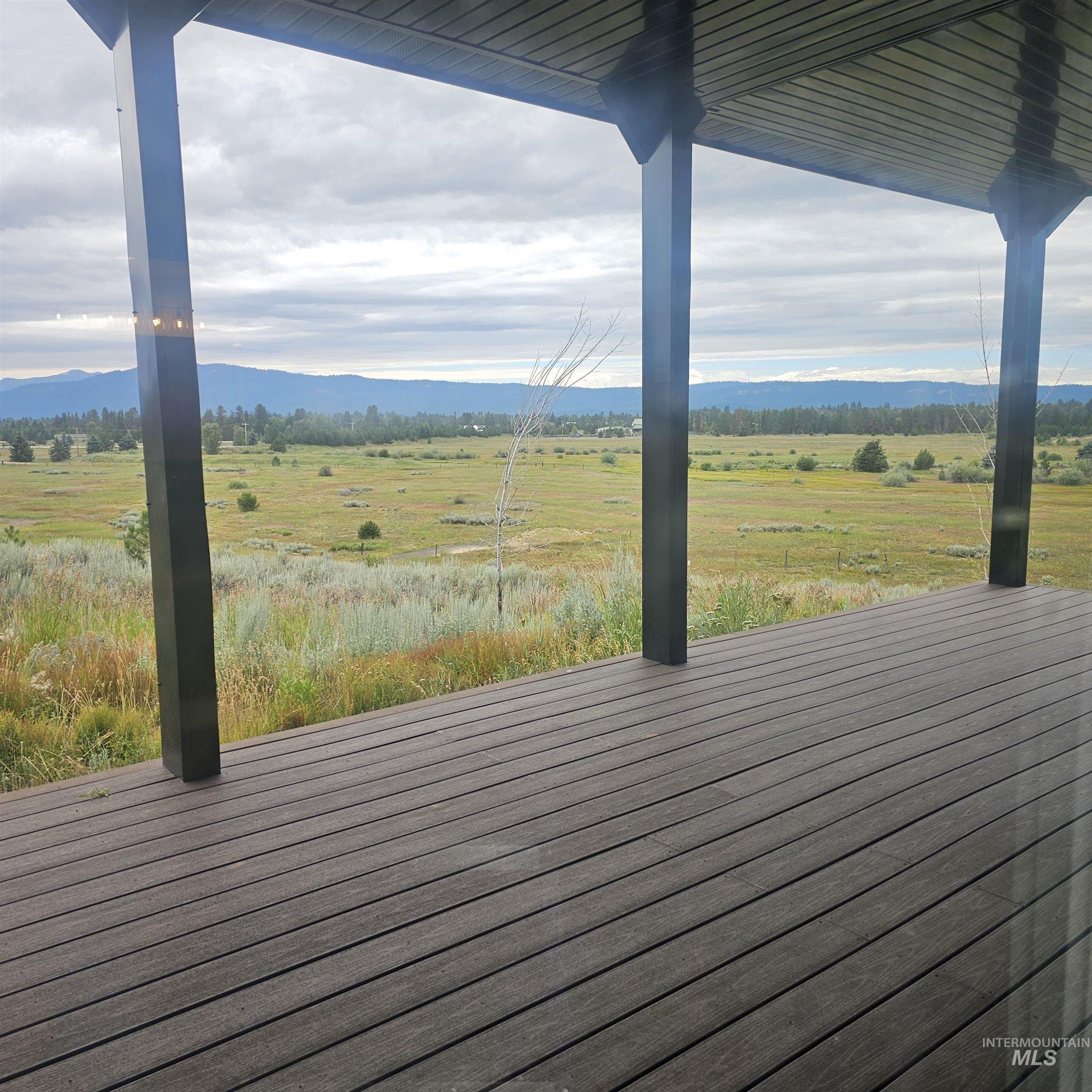 79 Elkhorn Ranch Rd Property Photo 5