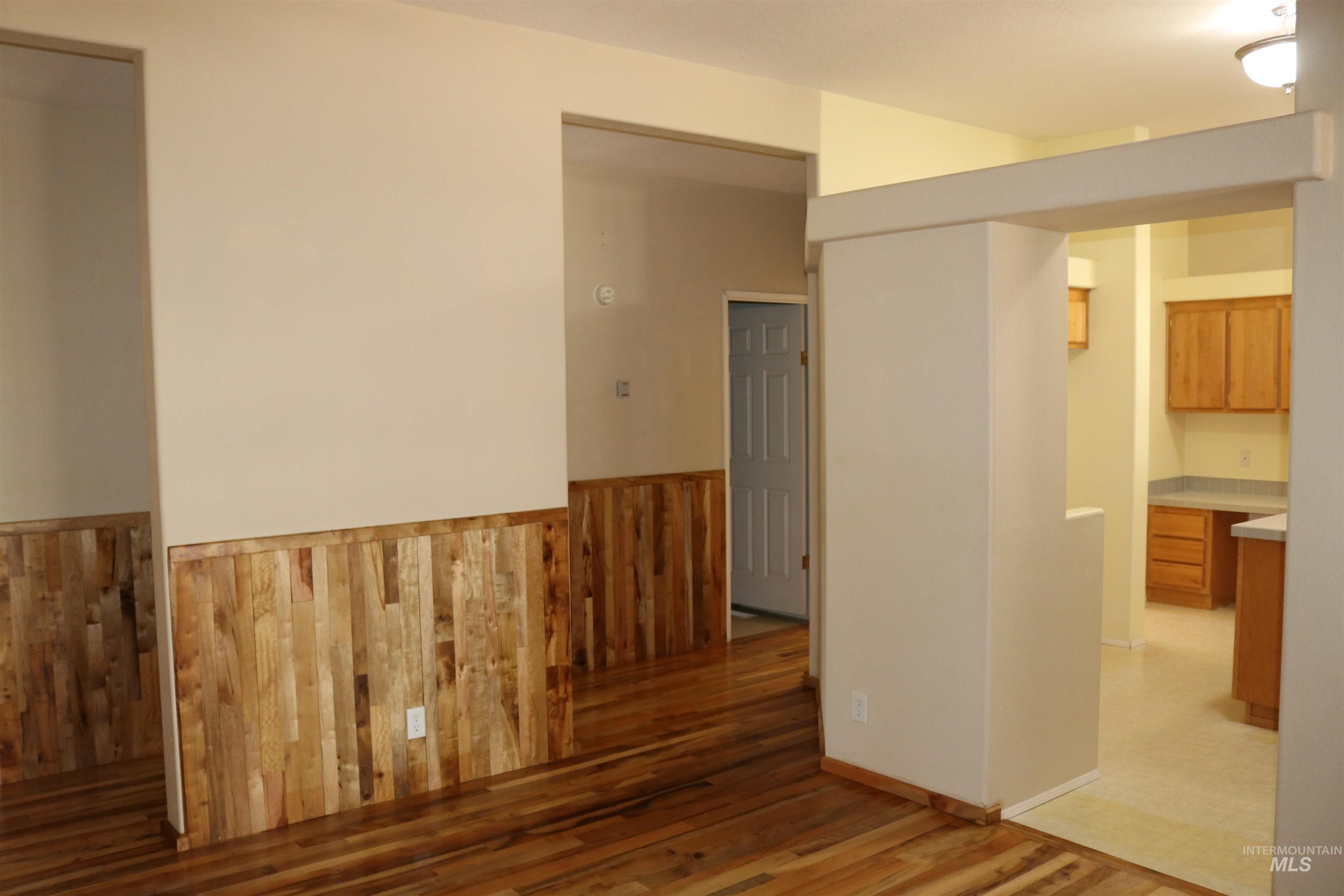 175 W Cassia Ave. Property Photo 8
