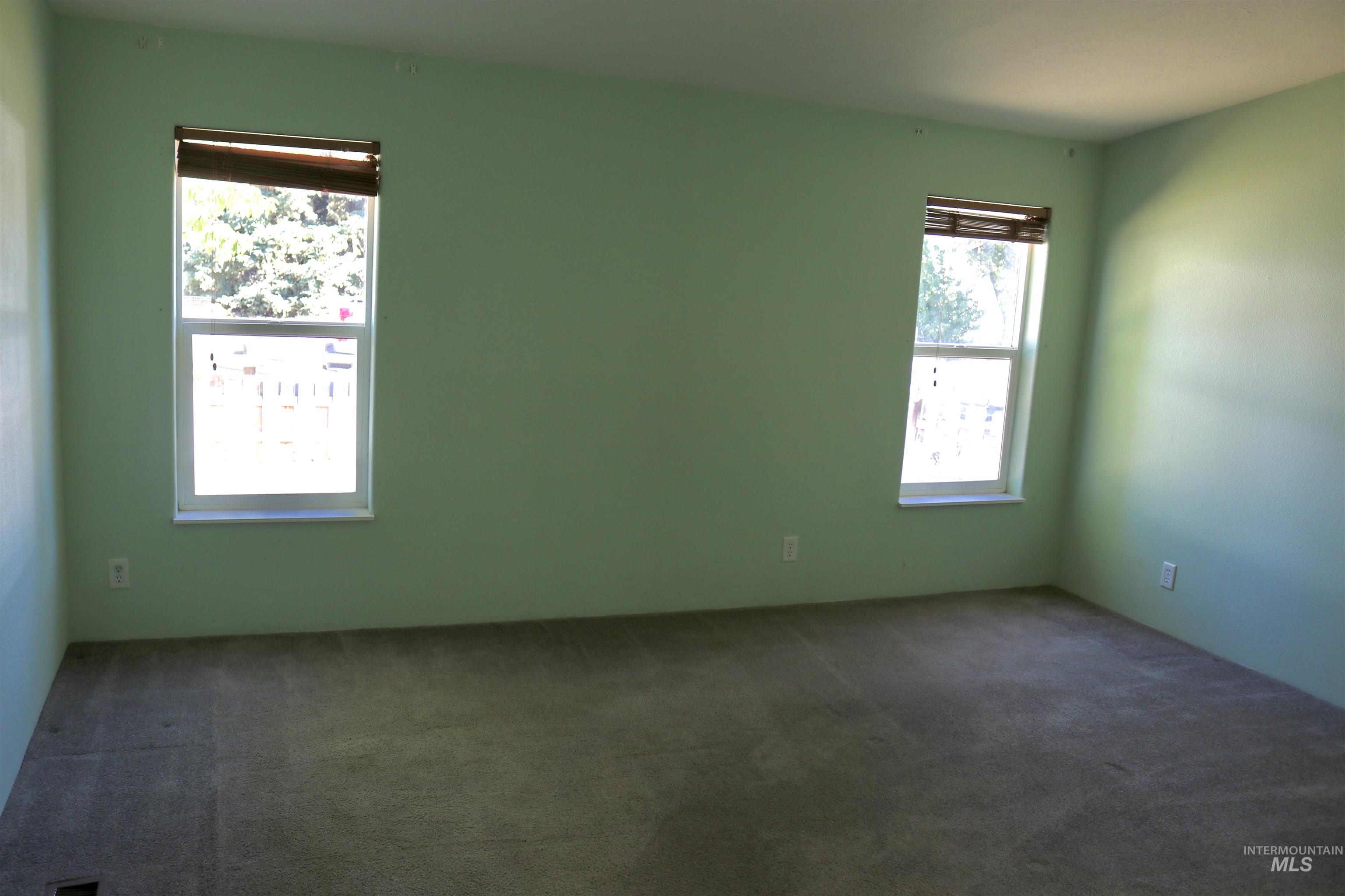 175 W Cassia Ave. Property Photo 13