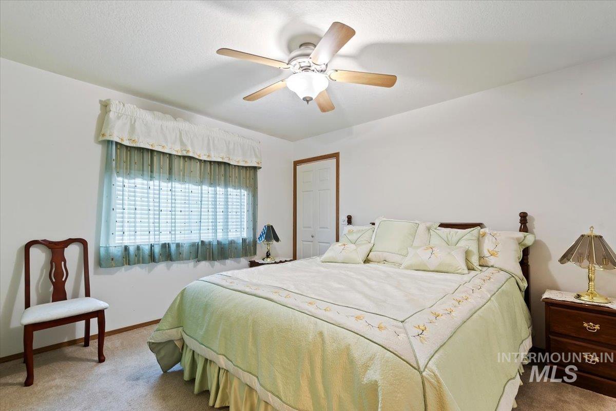 1100 Burnett Drive Property Photo 20