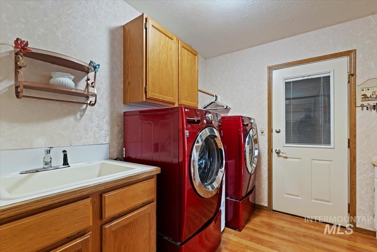 1100 Burnett Drive Property Photo 25
