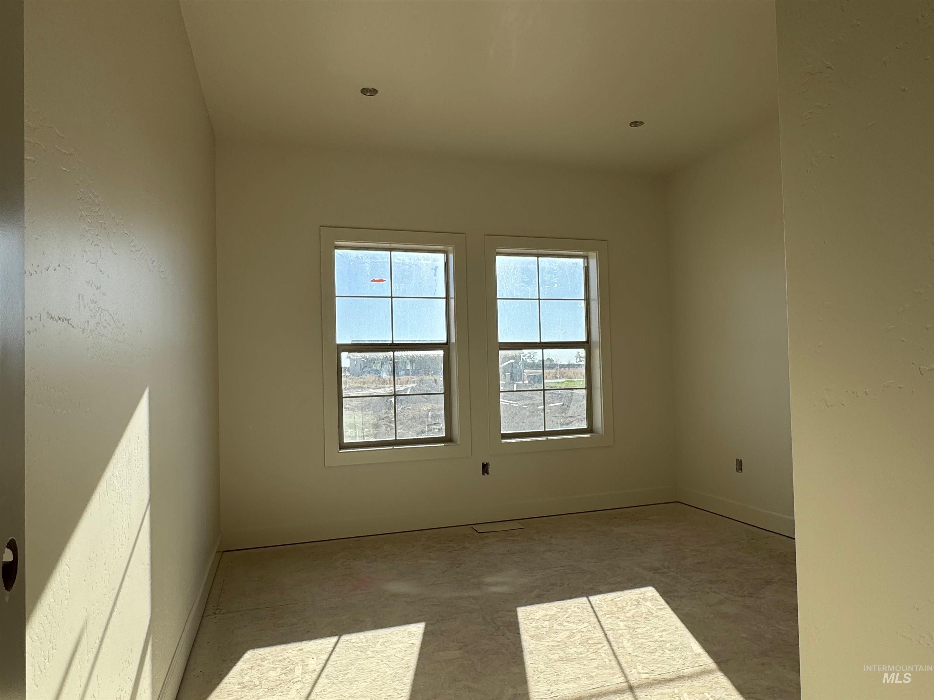 3706 N 2416 E Property Photo 10