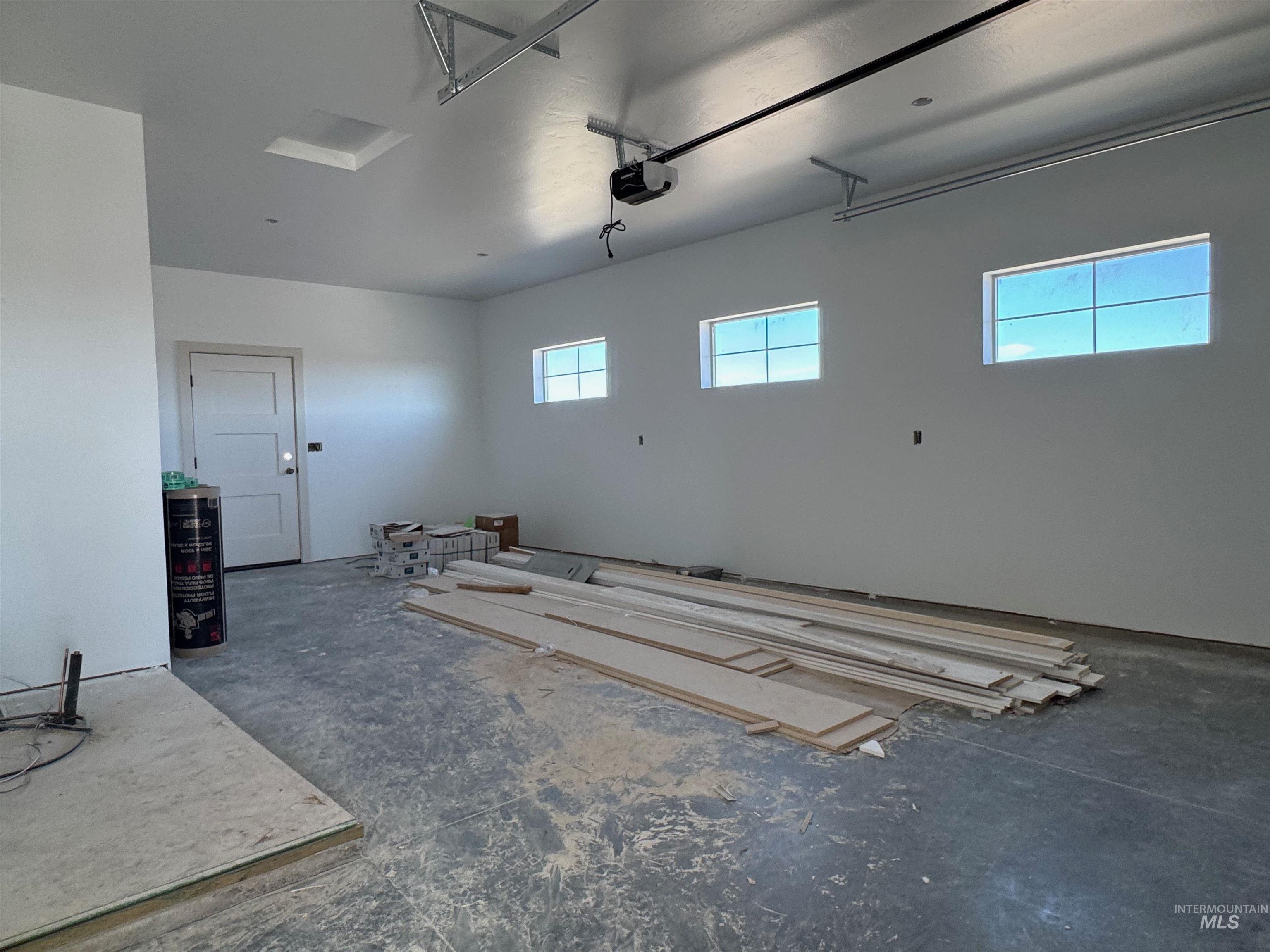 3706 N 2416 E Property Photo 15