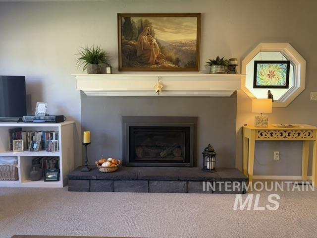 503 E Galloway Property Photo 4