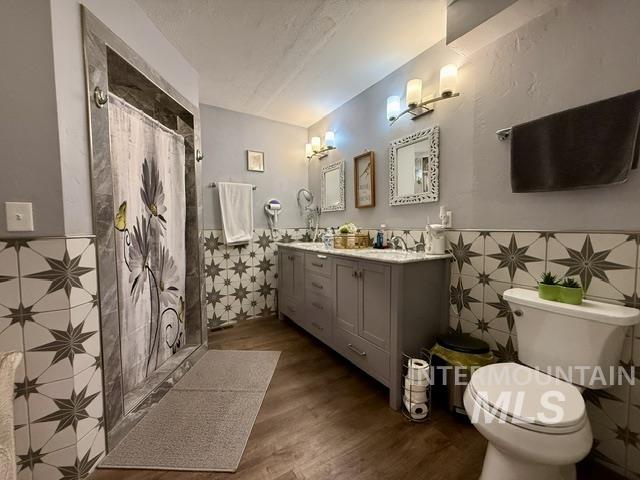 503 E Galloway Property Photo 15